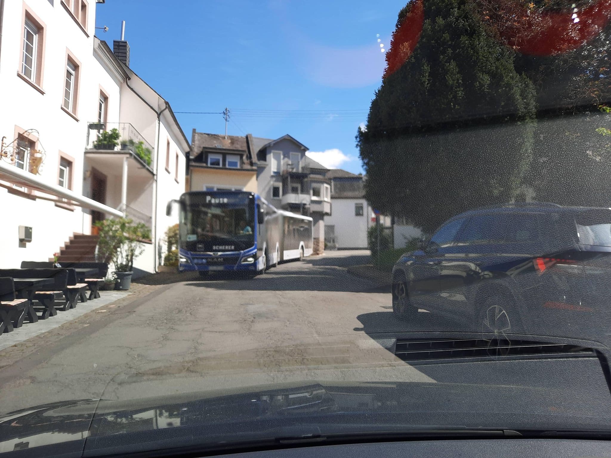 Street view near Ferienweingut Josef Niesen, Bullay — © Lowiekse (CC BY-SA · Mapillary)