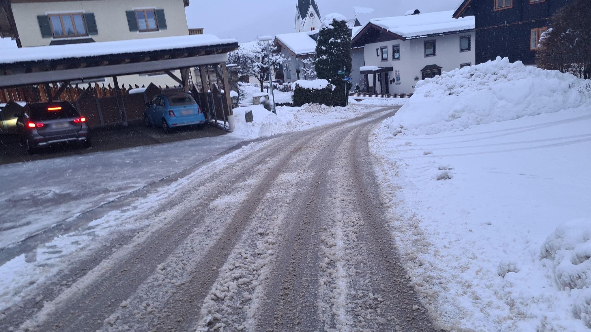 Street view near Hölzl Bed & Breakfast, Neukirchen am Großvenediger