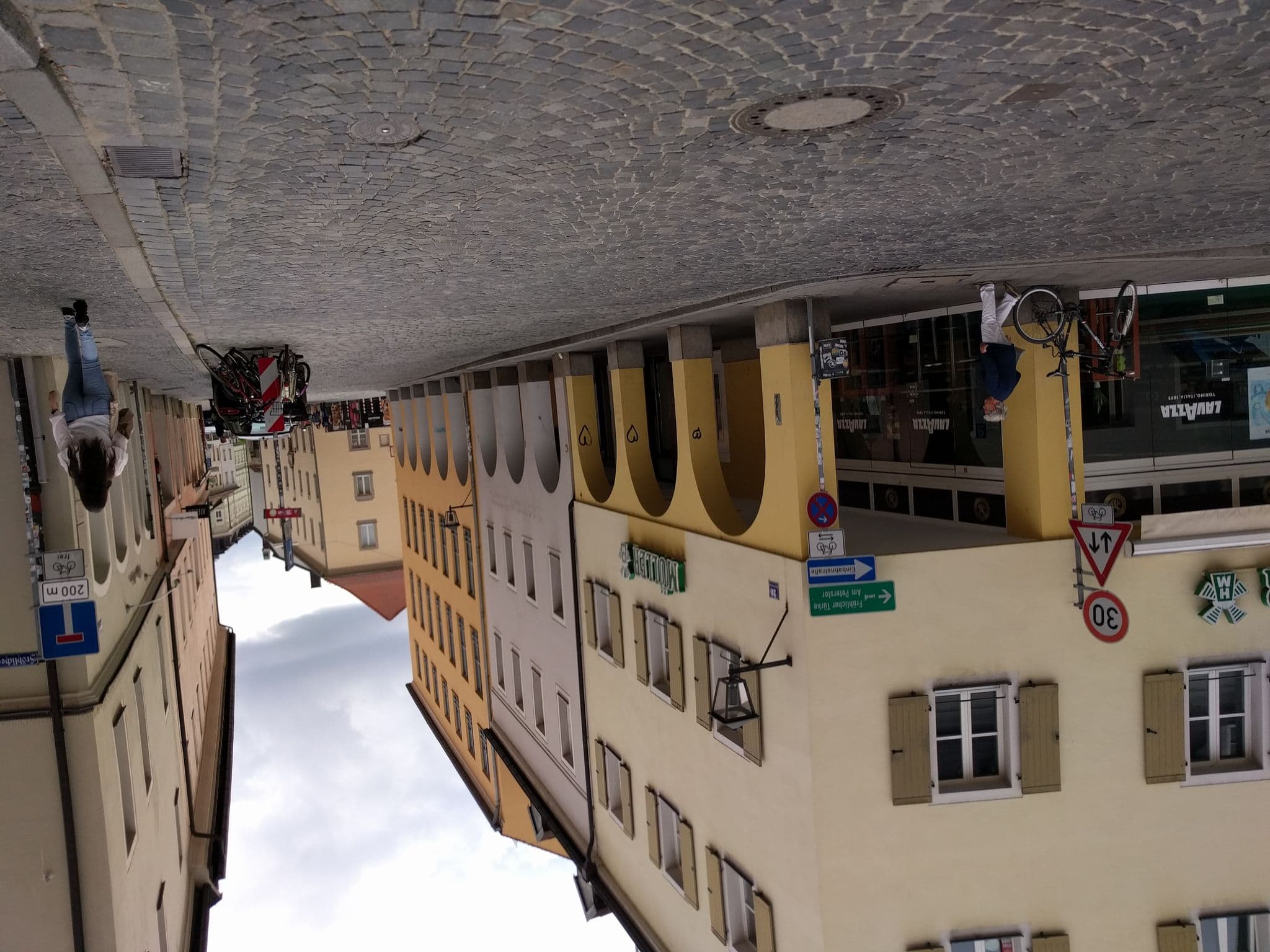 Street view near Hotel am Peterstor, Regensburg — © tbeckler (CC BY-SA · Mapillary)