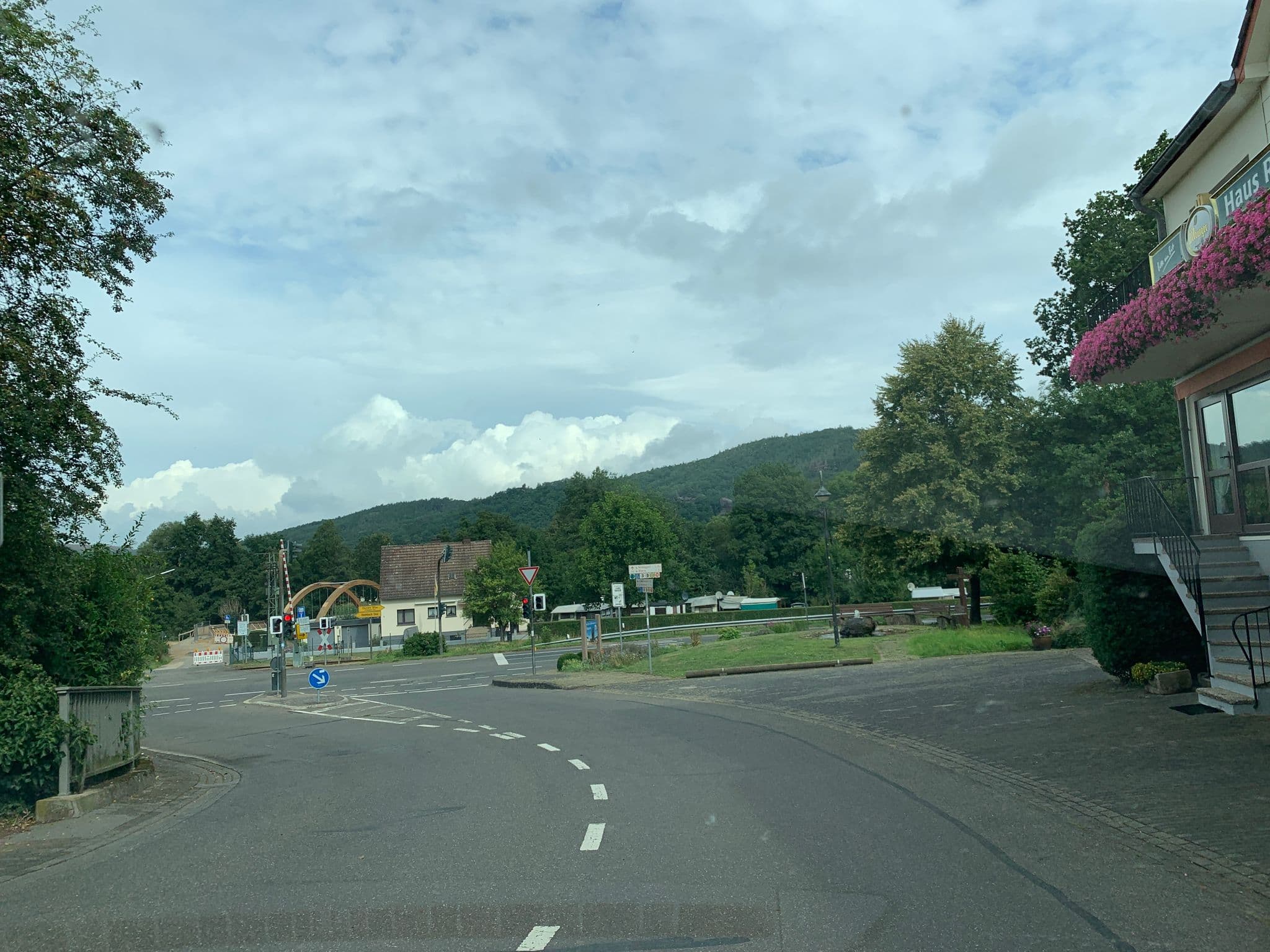 Street view near Restaurant Haus Rurtal, Heimbach — © noel (CC BY-SA · Mapillary)