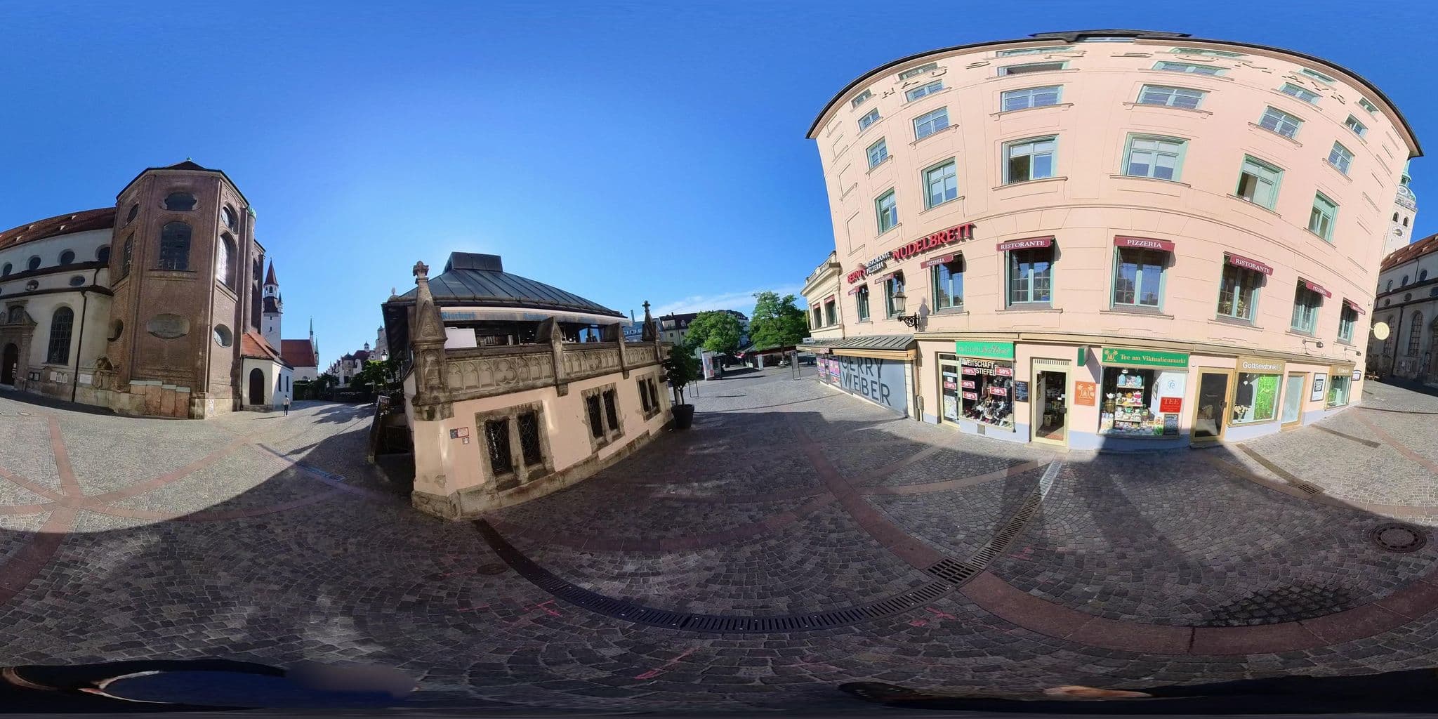 Street view near Louis, Munich
