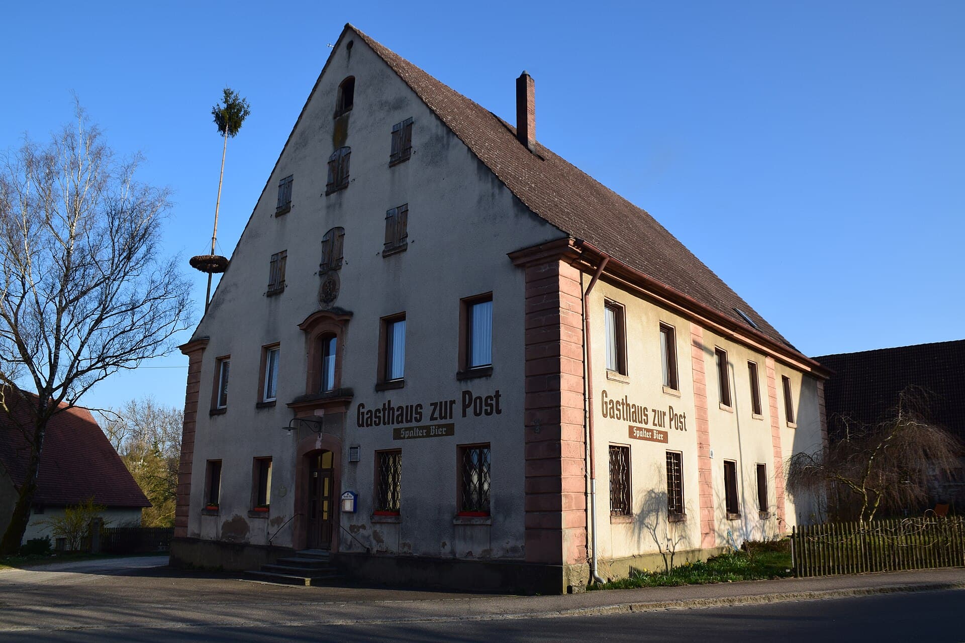Gasthaus zur Post (via Wikimedia Commons, CC0)