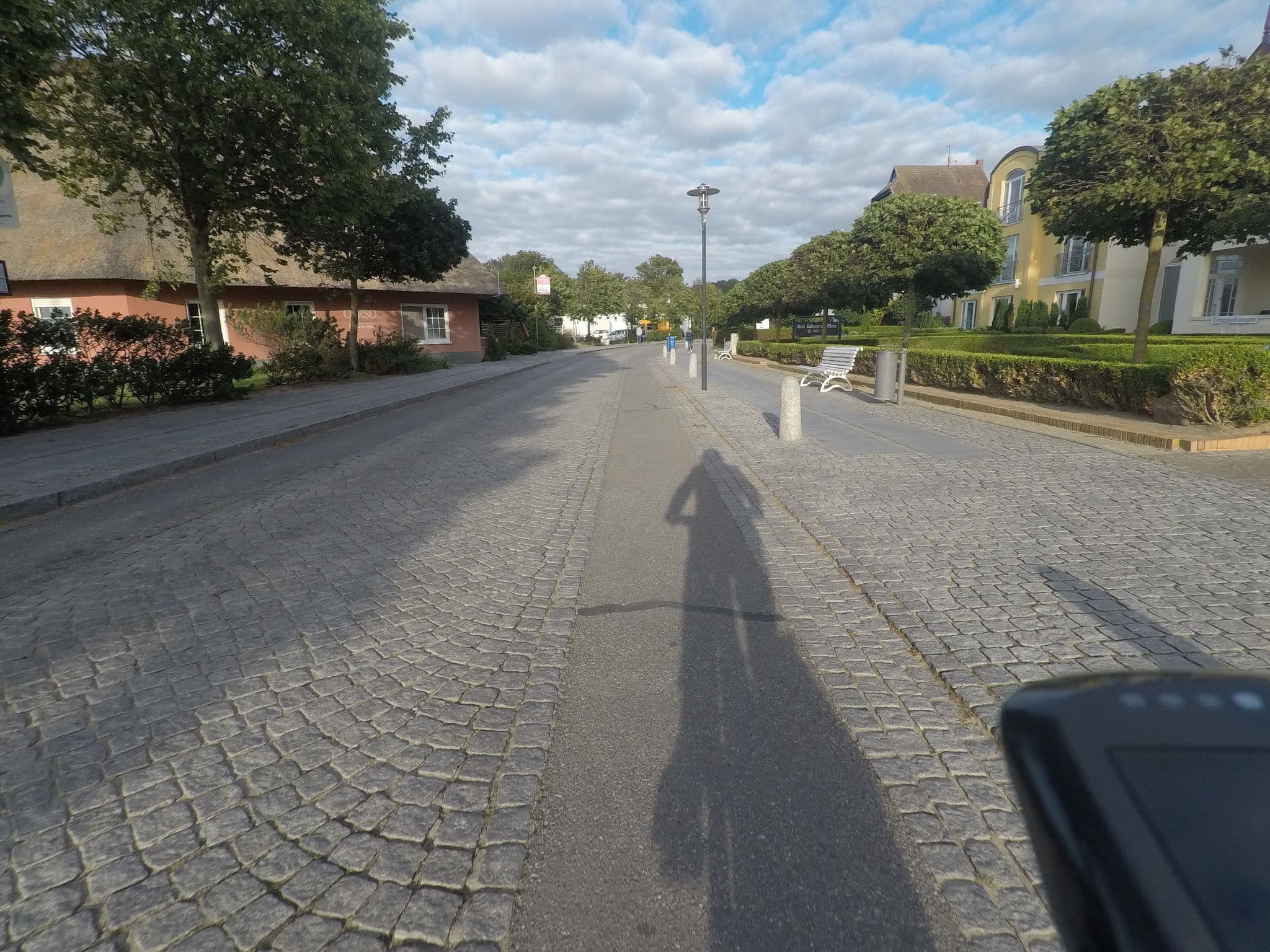Street view near Haus am Meer, Ostseebad Kühlungsborn — © mjay (CC BY-SA · Mapillary)