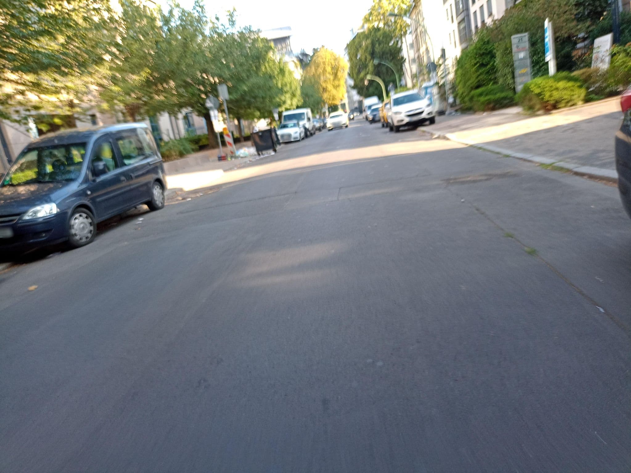 Street view near Hotel Villa Florentina, Frankfurt am Main