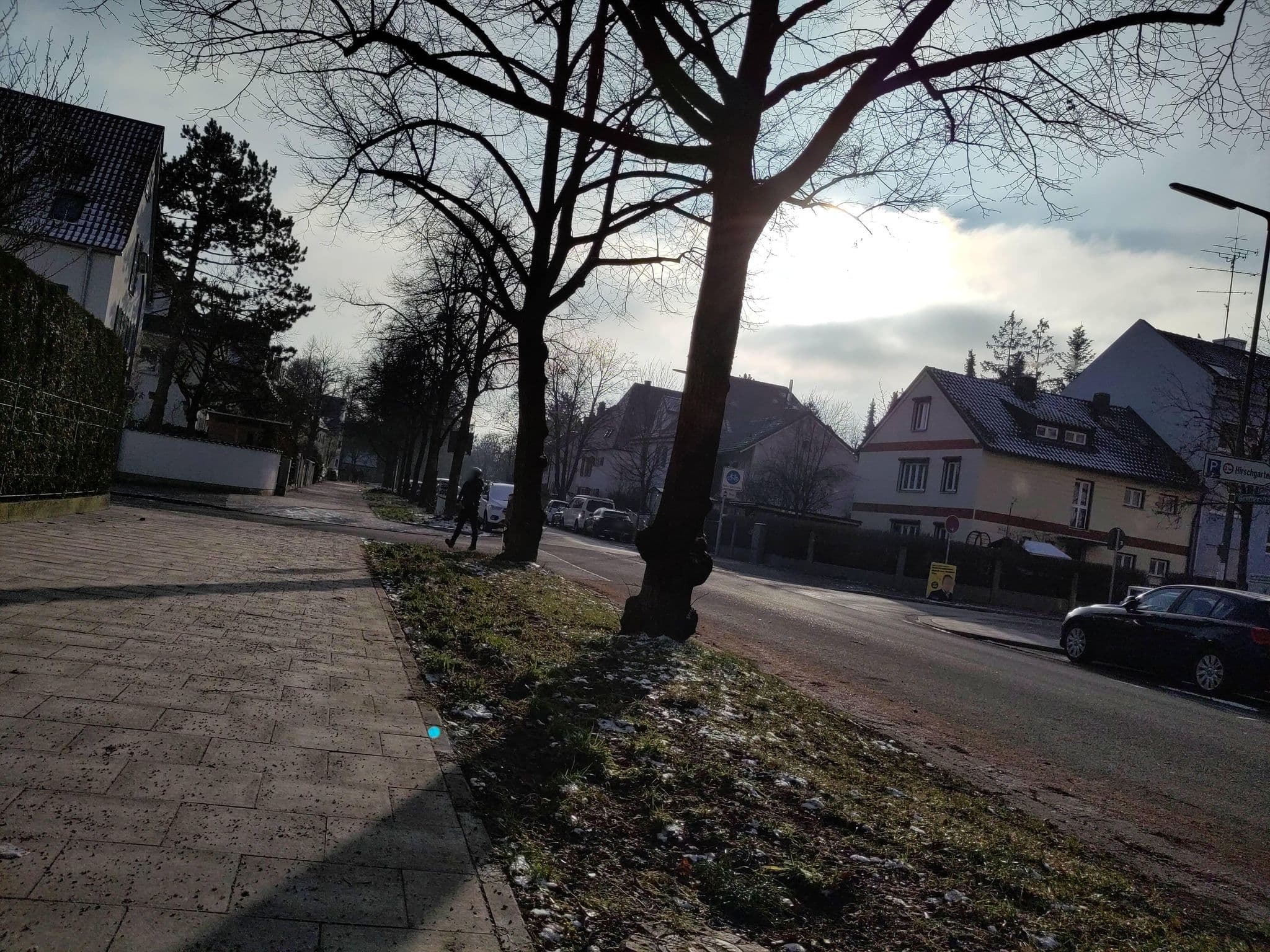 Street view near Kriemhild Garni, Pasing — © thmunichways (CC BY-SA · Mapillary)