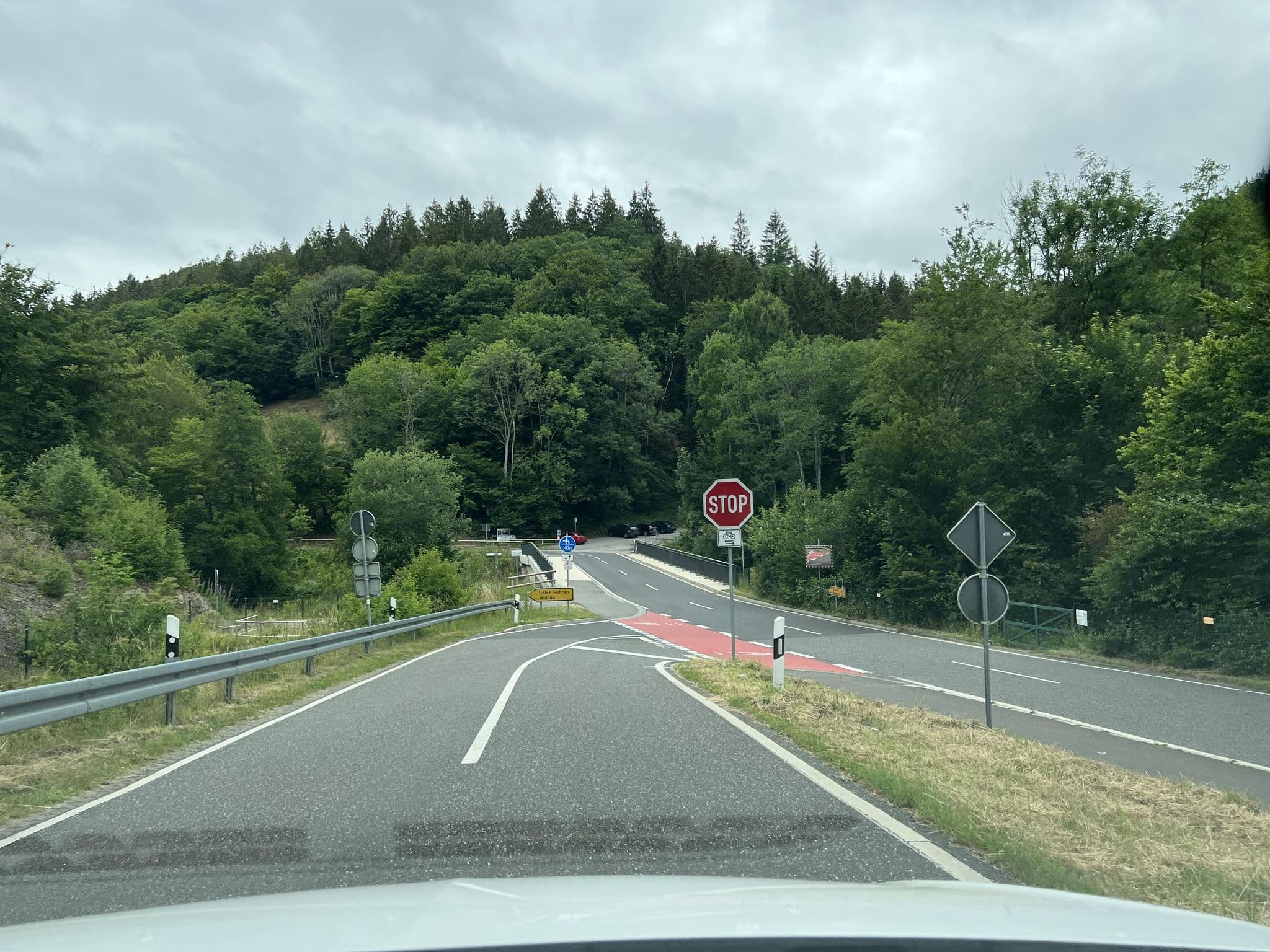 Street view near Jugendzeltplatz Widdau, Simmerath — © map_dav (CC BY-SA · Mapillary)