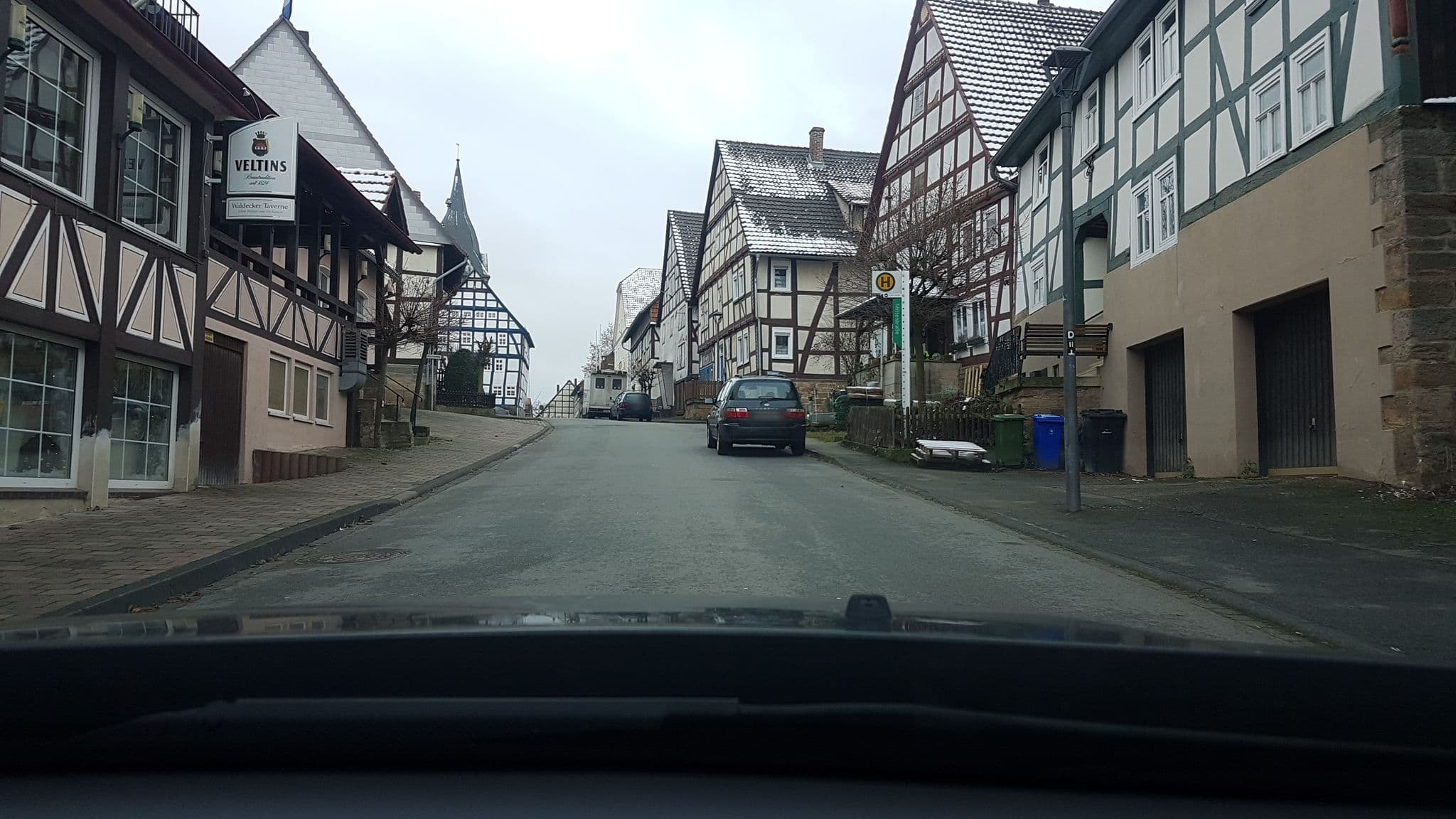 Street view near Waldecker Taverne, Bad Arolsen — © rb61 (CC BY-SA · Mapillary)
