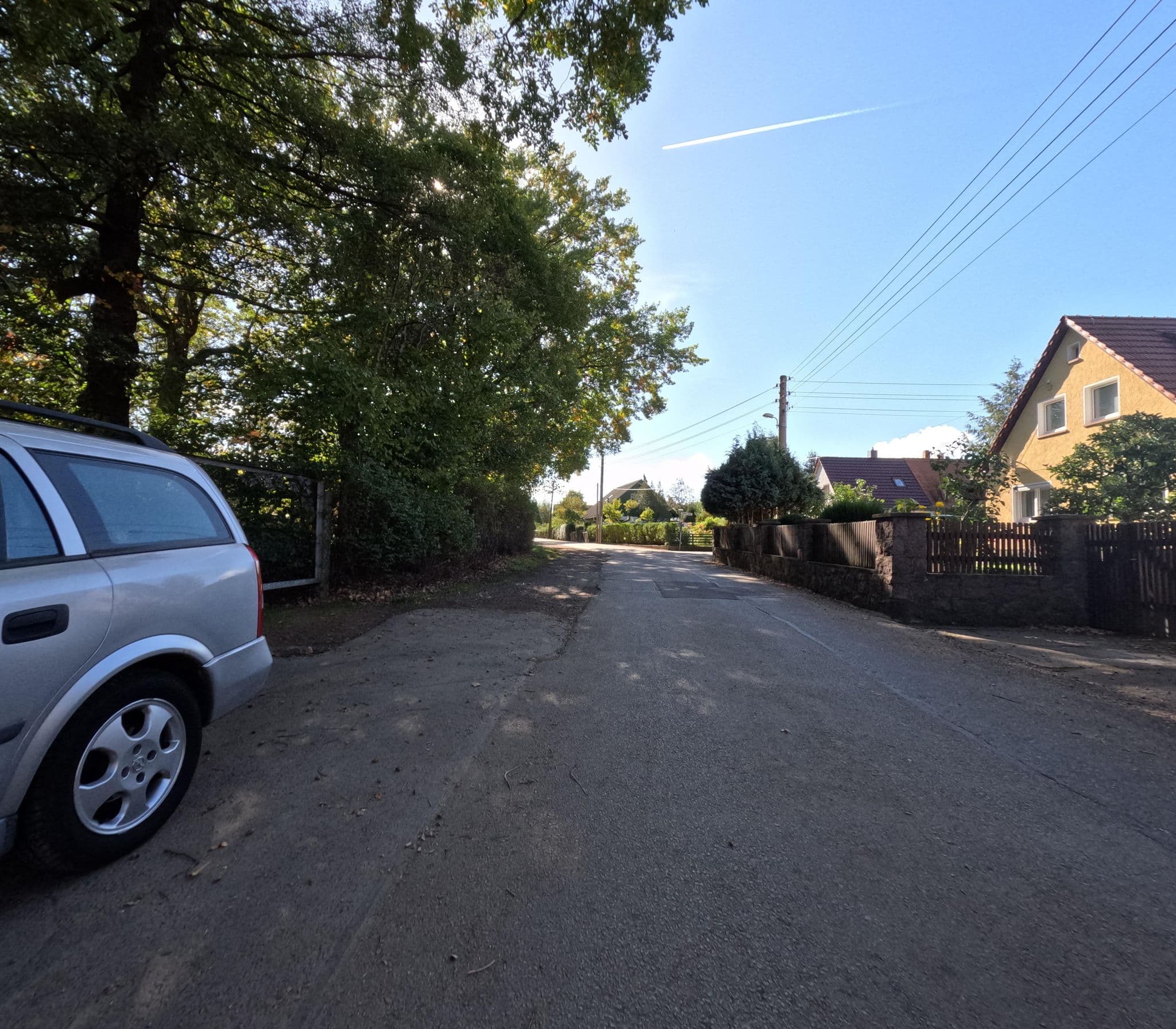 Street view near Pension Britta, Radebeul — © kopra (CC BY-SA · Mapillary)