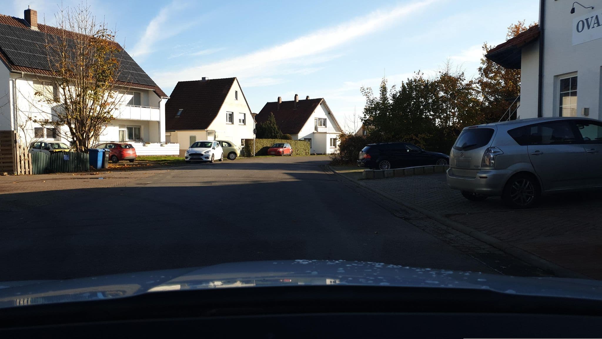 Street view near Akzent Hotel Hahnenkamp, Bad Oeynhausen — © Schmarvis (CC BY-SA · Mapillary)