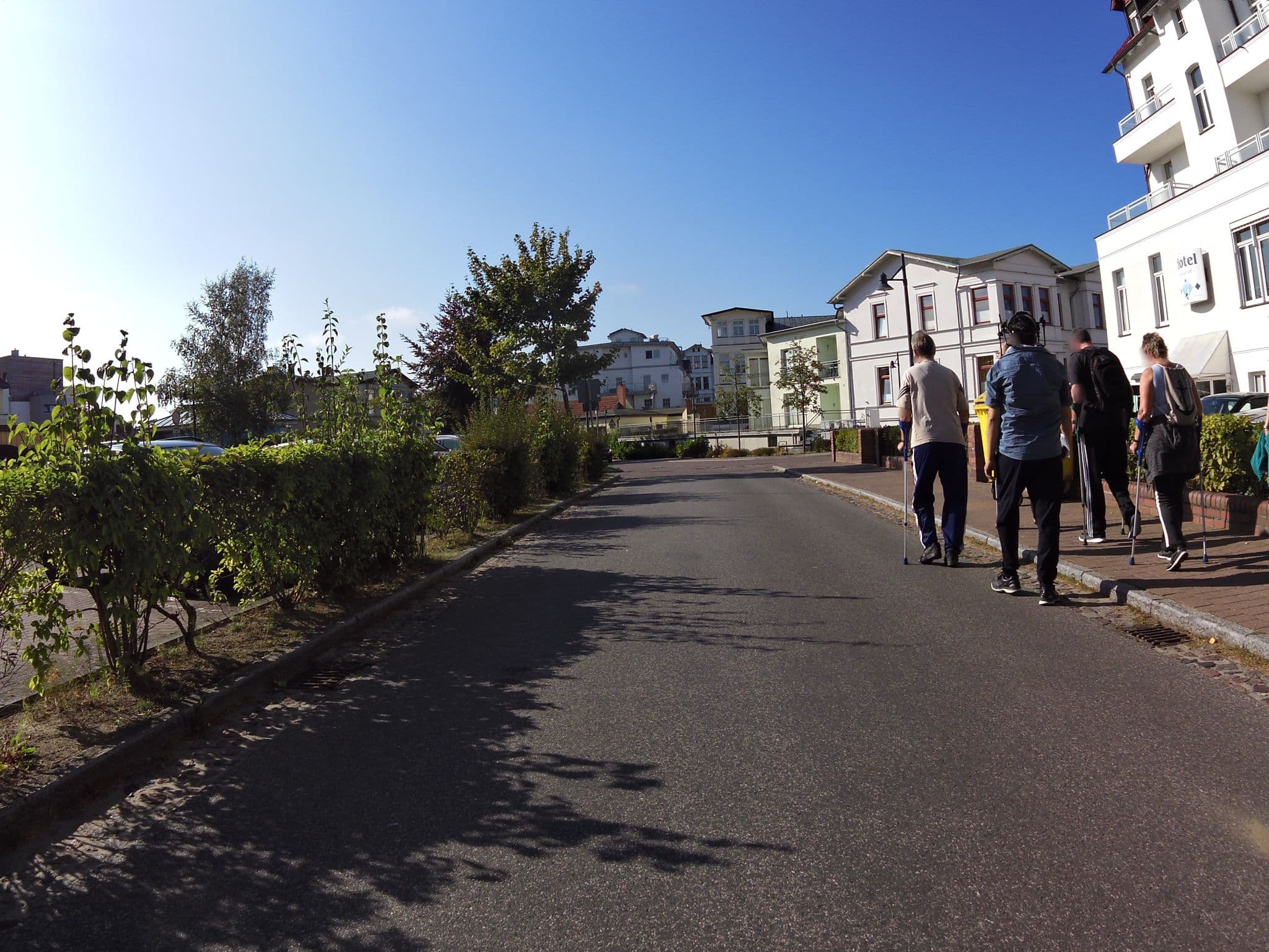 Street view near Hotel Ostende, Seebad Heringsdorf — © zoegglmeyr (CC BY-SA · Mapillary)