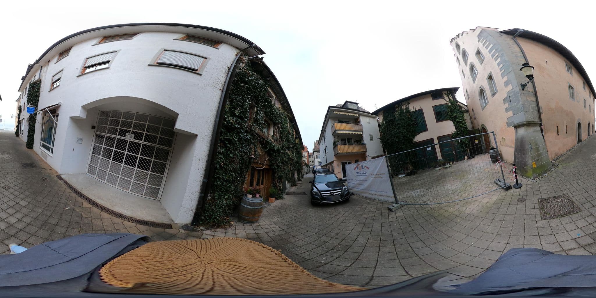 Street view near Hotel Zum Römer, Überlingen — © mcliquid (CC BY-SA · Mapillary)