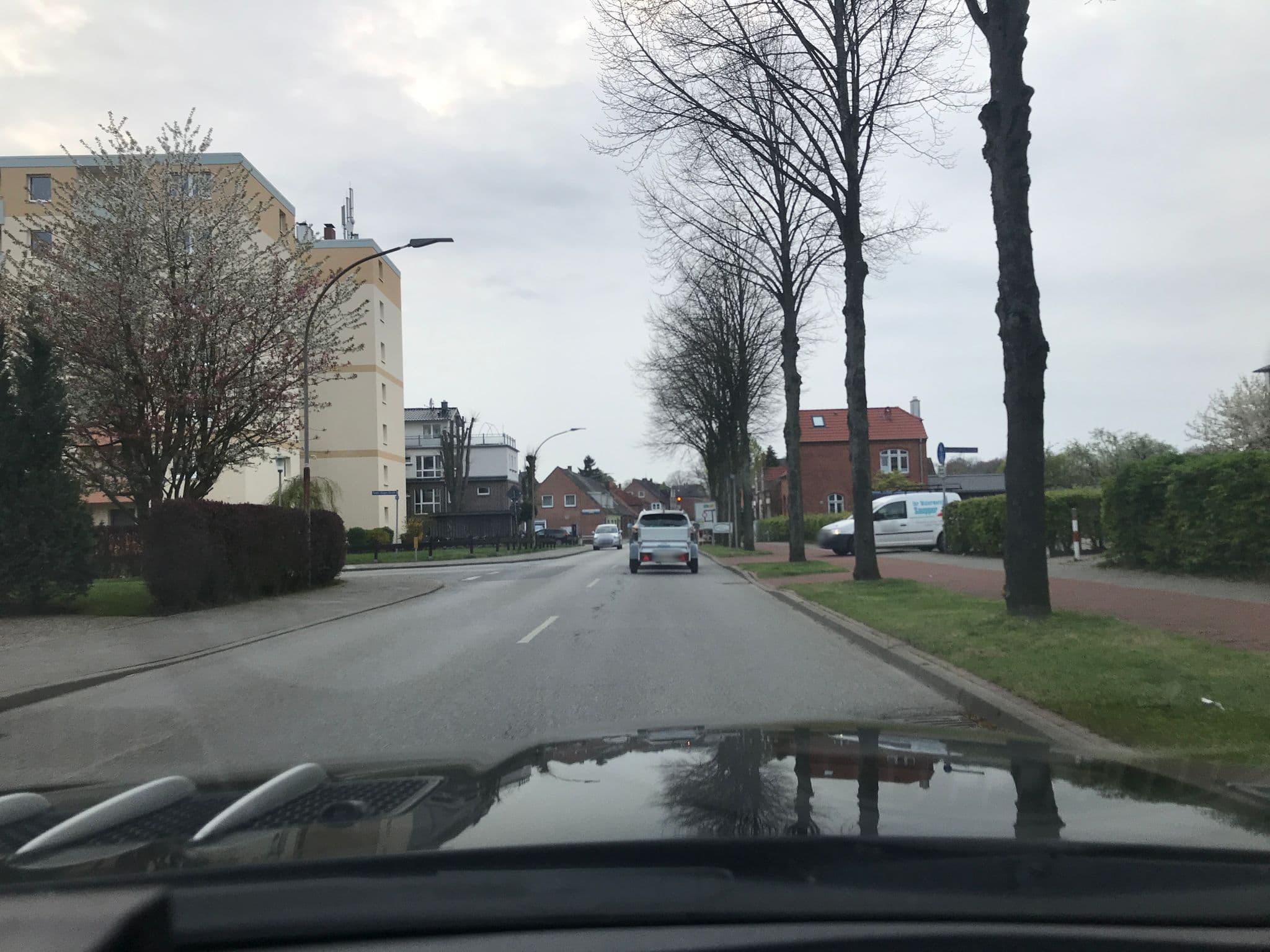 Street view near Hotel Hasselbarth, Burg auf Fehmarn — © saschahaberkorn (CC BY-SA · Mapillary)
