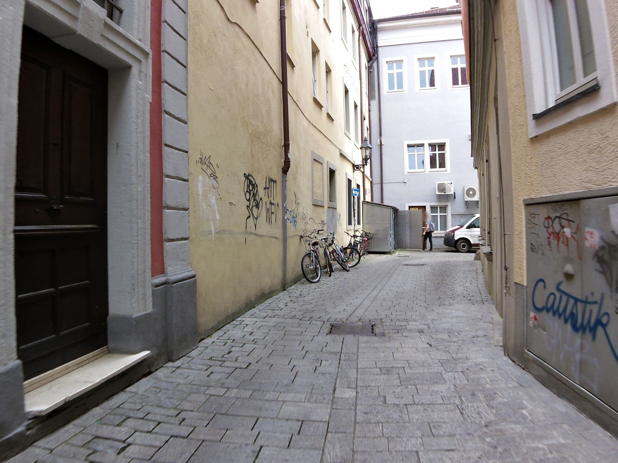 Street view near City Partner Hotel Strauss, Würzburg — © zoegglmeyr (CC BY-SA · Mapillary)