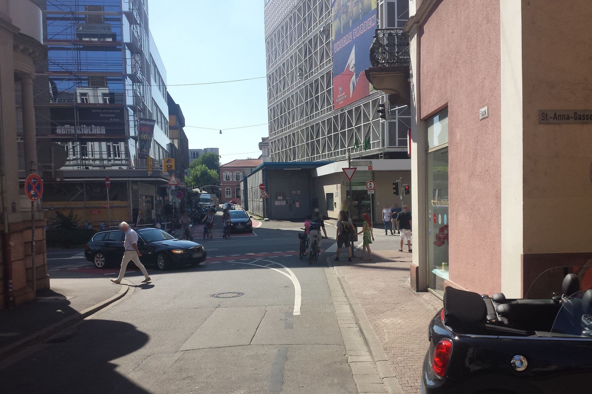 Street view near Heidelberger Hof, Heidelberg — © wegavision (CC BY-SA · Mapillary)