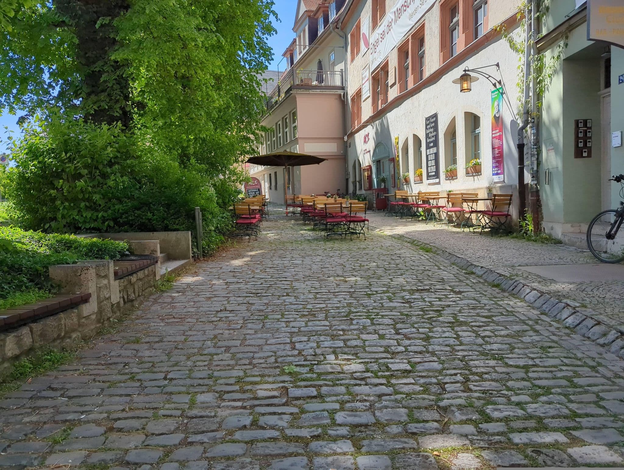 Street view near Hotel Residenz, Weimar — © hotteliene (CC BY-SA · Mapillary)