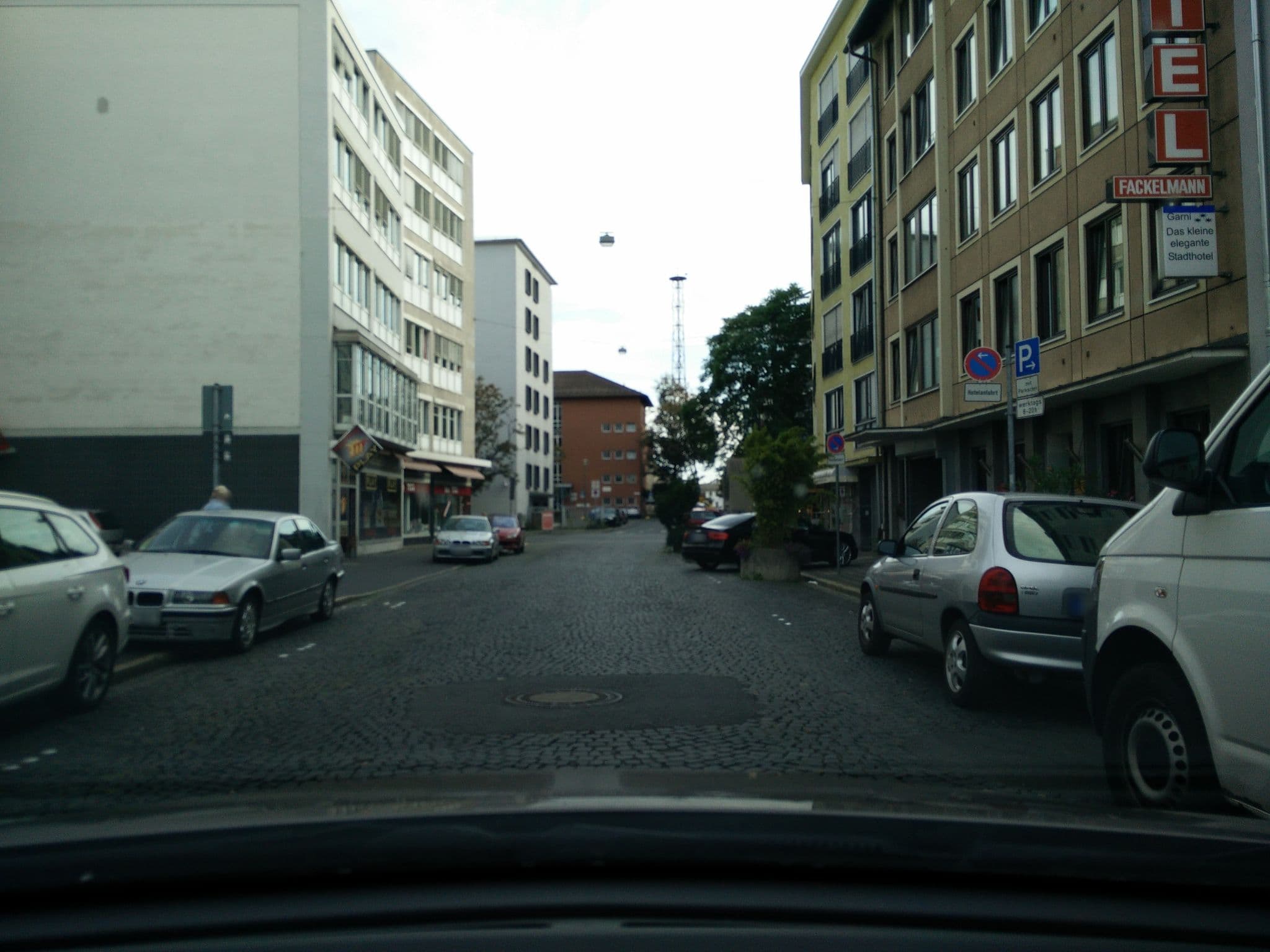 Street view near Hotel Fackelmann, Nuremberg — © gcklaus (CC BY-SA · Mapillary)