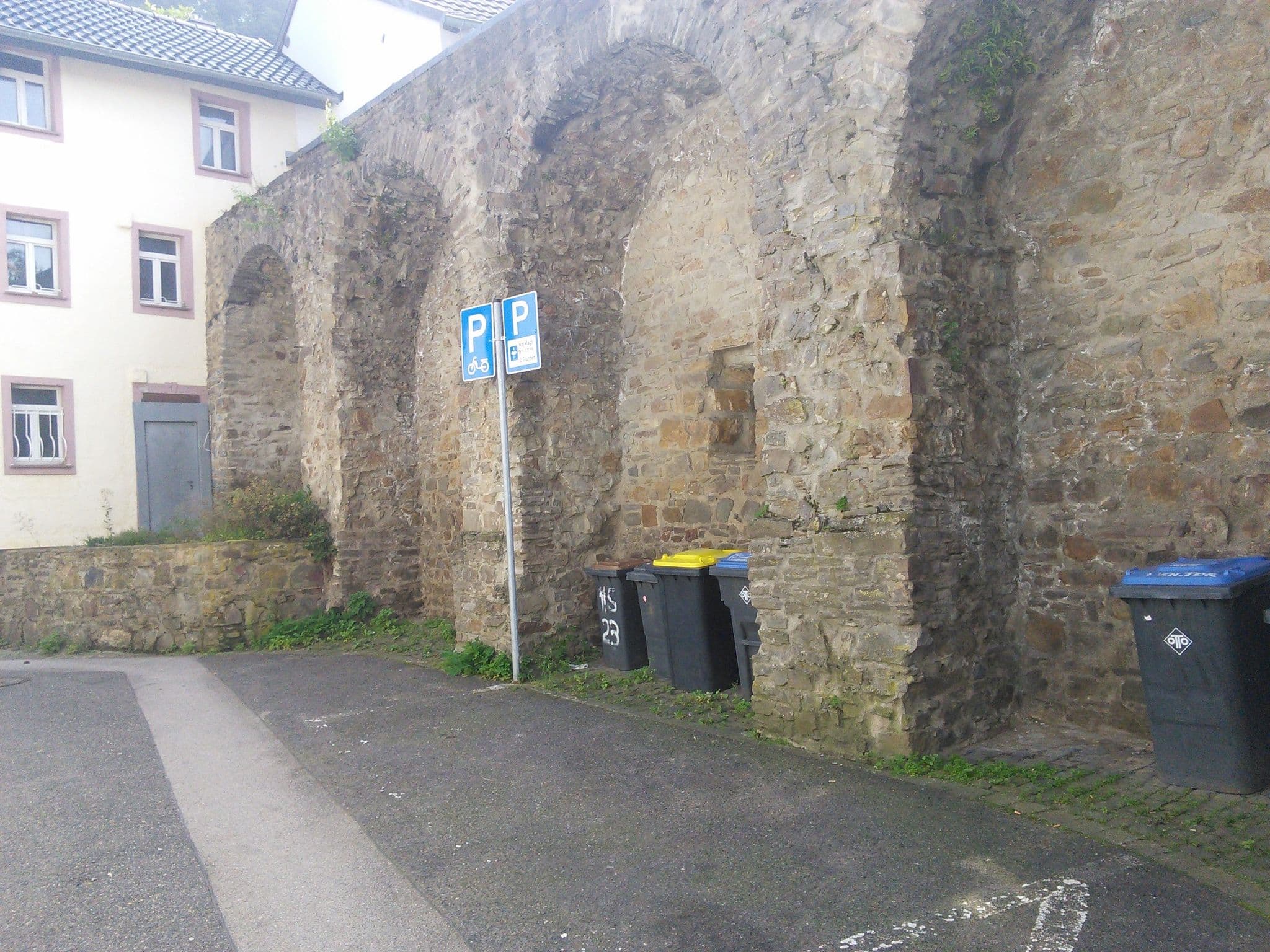 Street view near Wolfsschlucht, Bad Münstereifel — © raymond (CC BY-SA · Mapillary)