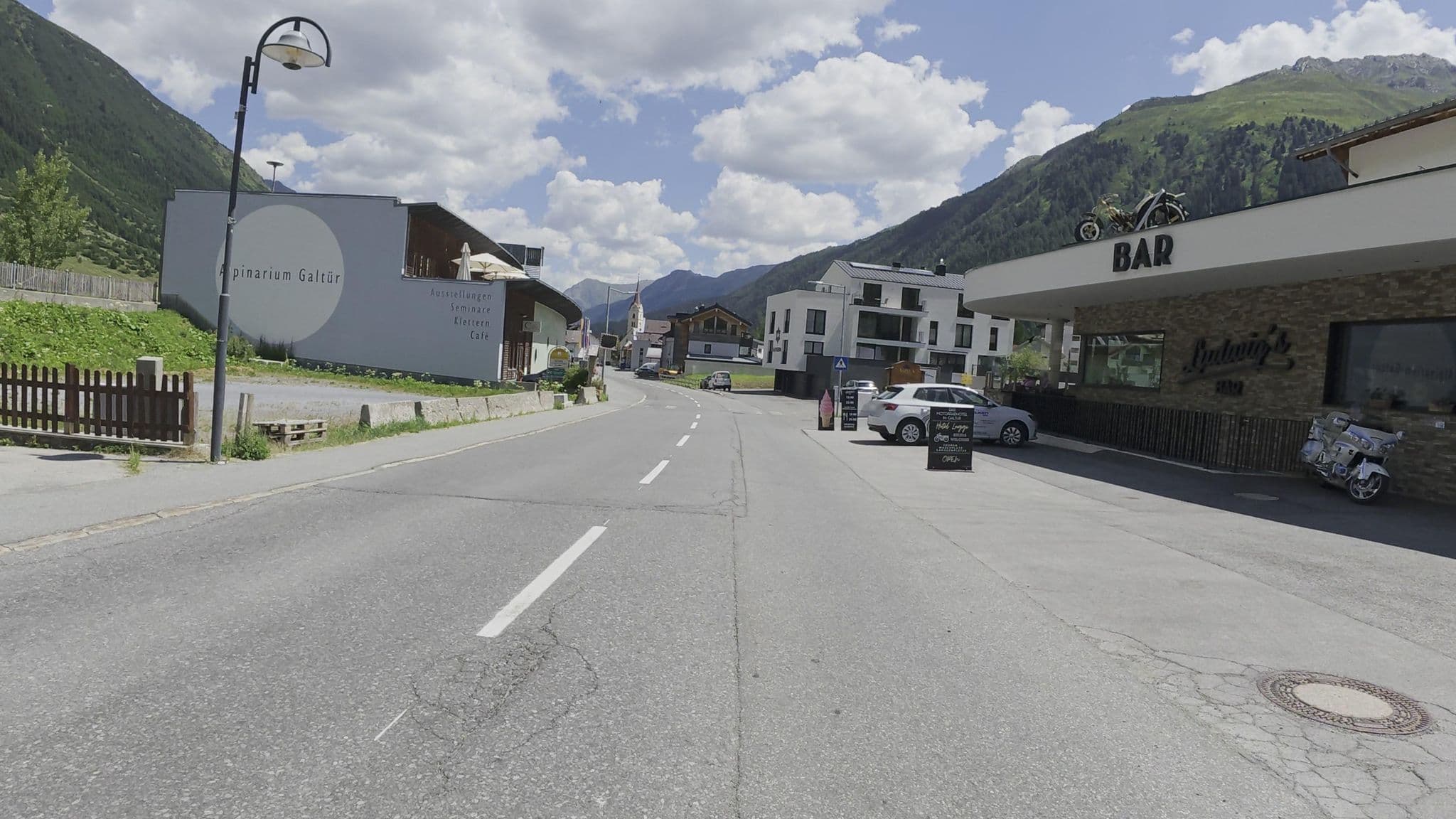 Street view near Hotel Luggi, Ischgl