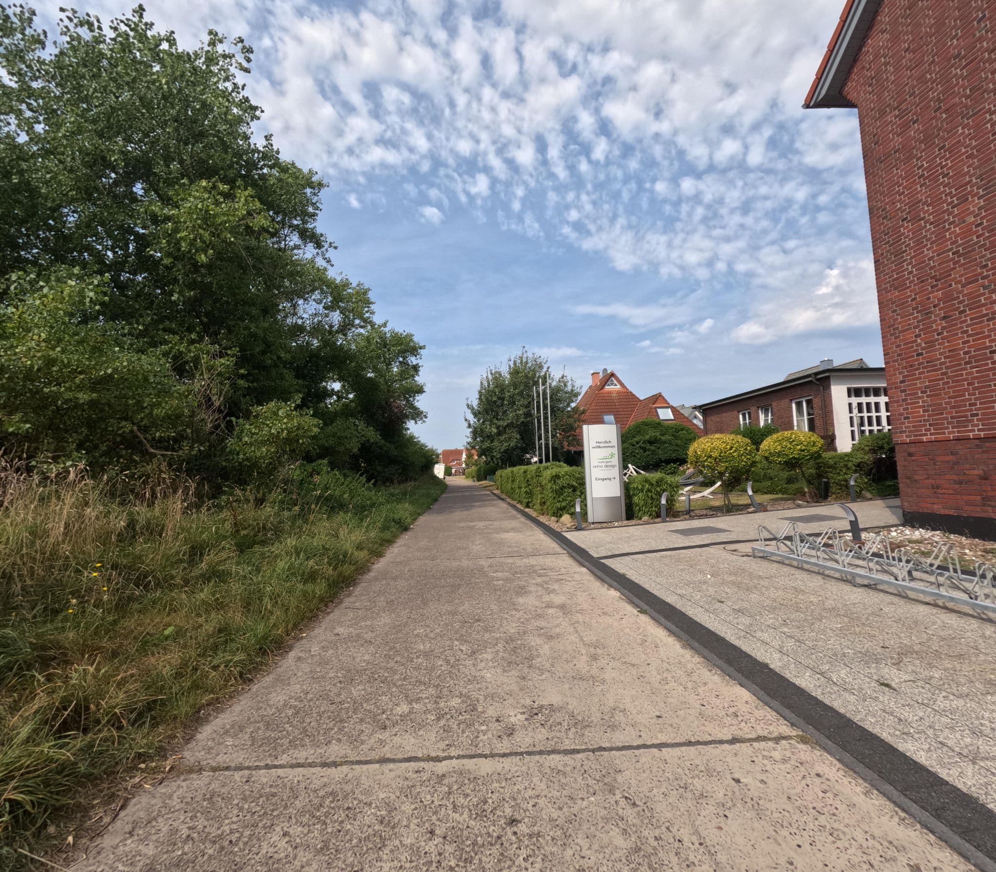 Street view near Retro Design Hotel, Langeoog — © rempshaener (CC BY-SA · Mapillary)