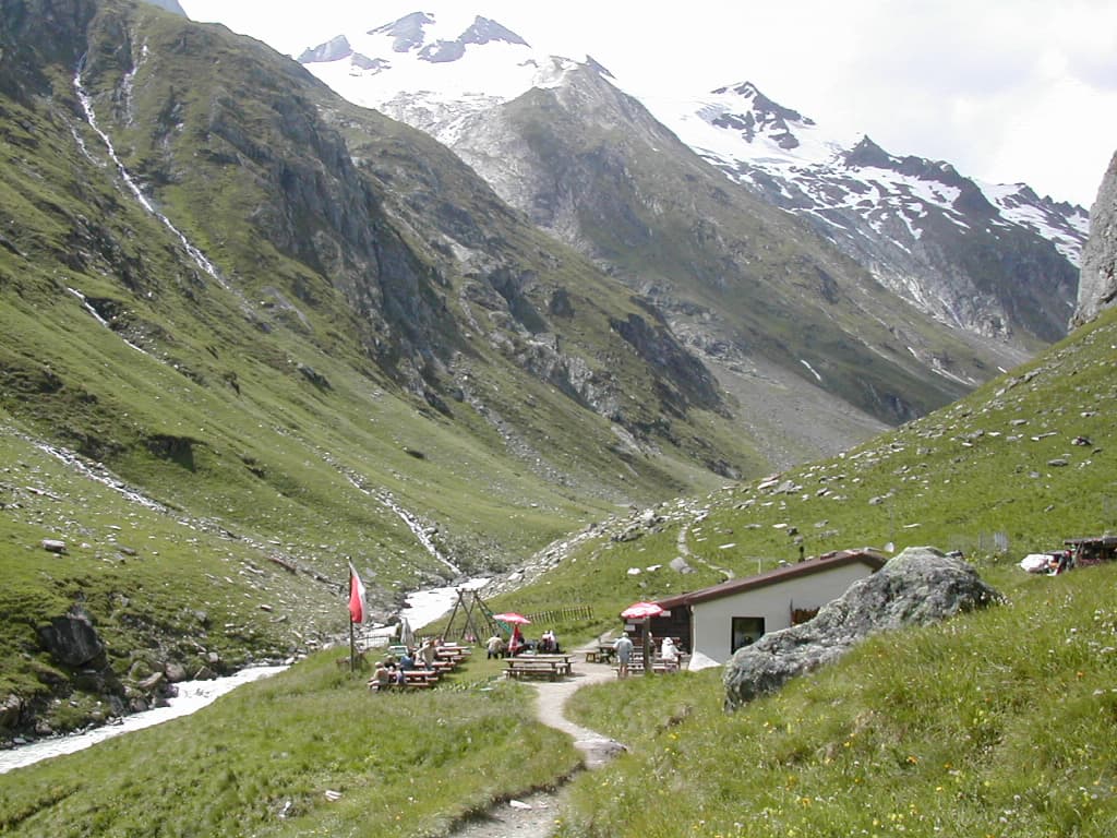 Clarahütte (via Wikimedia Commons, Public domain)