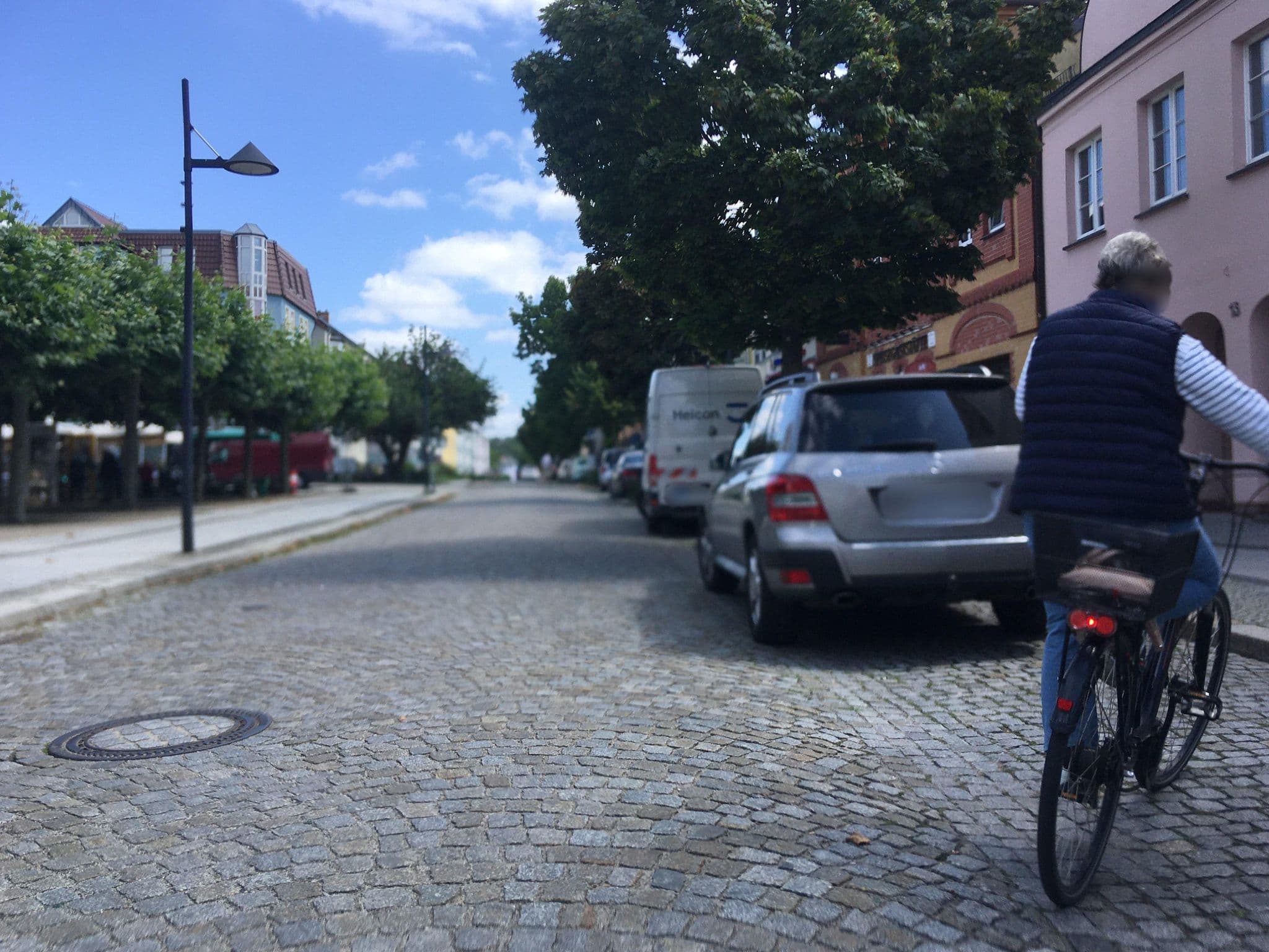 Street view near Goldener Löwe, Lubin — © carlheinz (CC BY-SA · Mapillary)