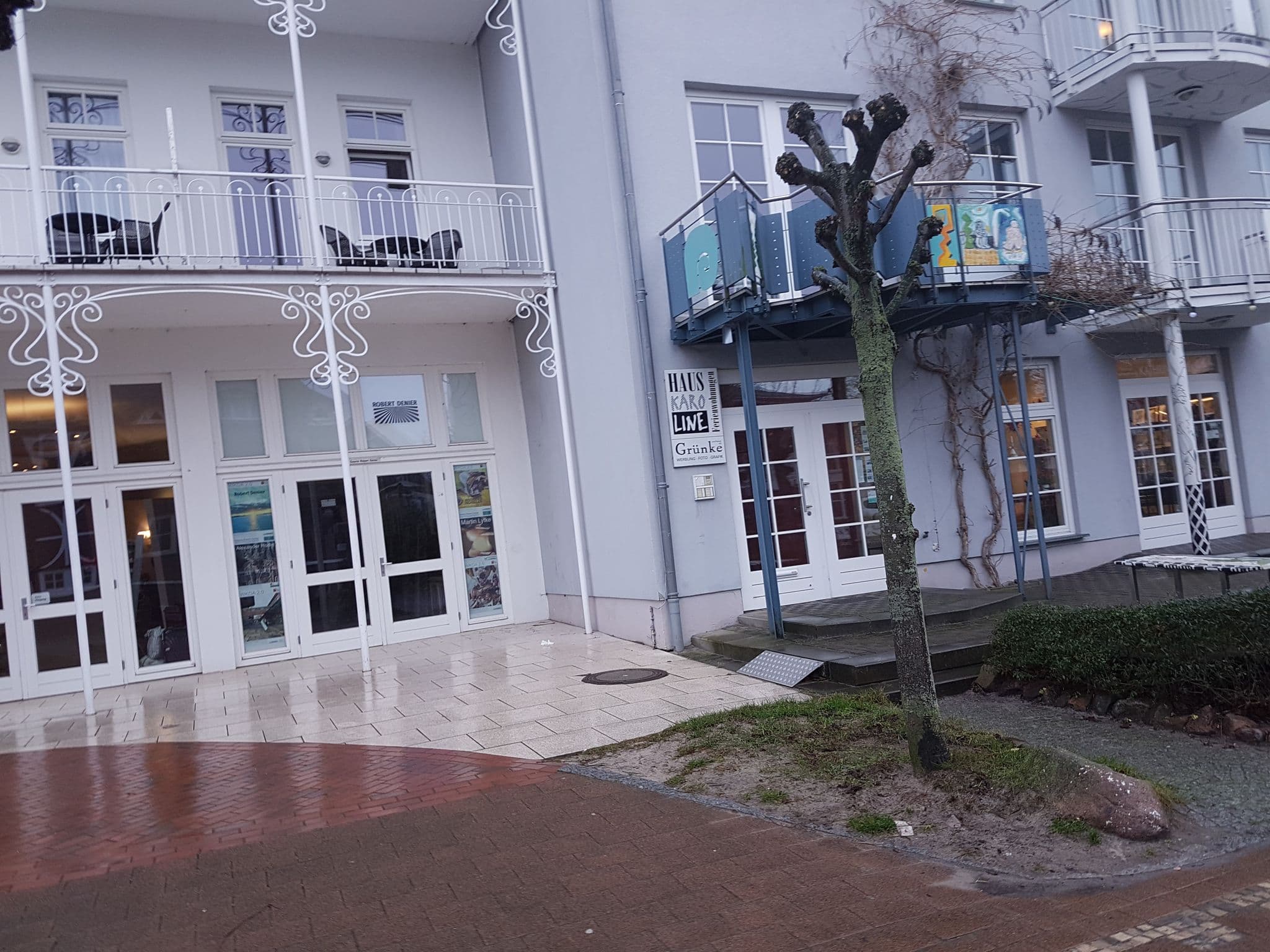 Street view near Villa Undine, Ostseebad Binz
