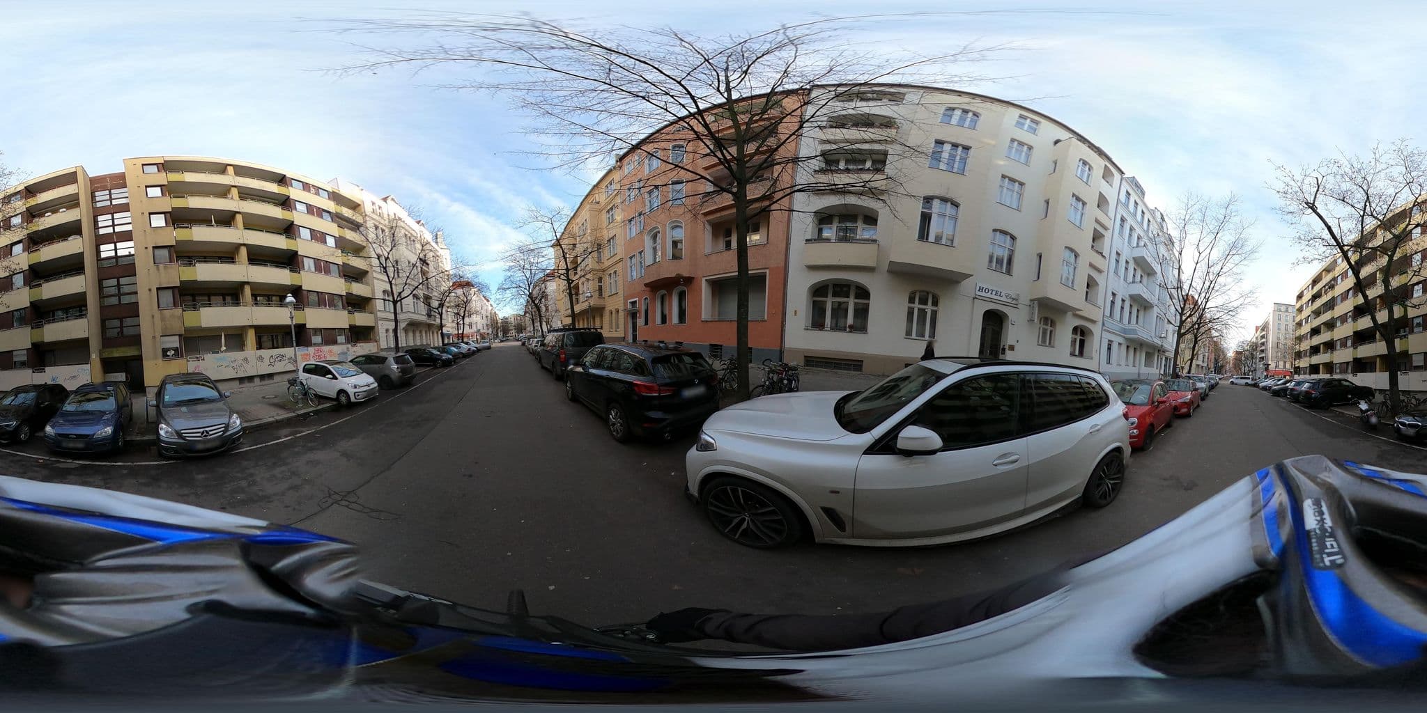 Street view near Hotel Pension Elegia, Schöneberg — © eserte (CC BY-SA · Mapillary)