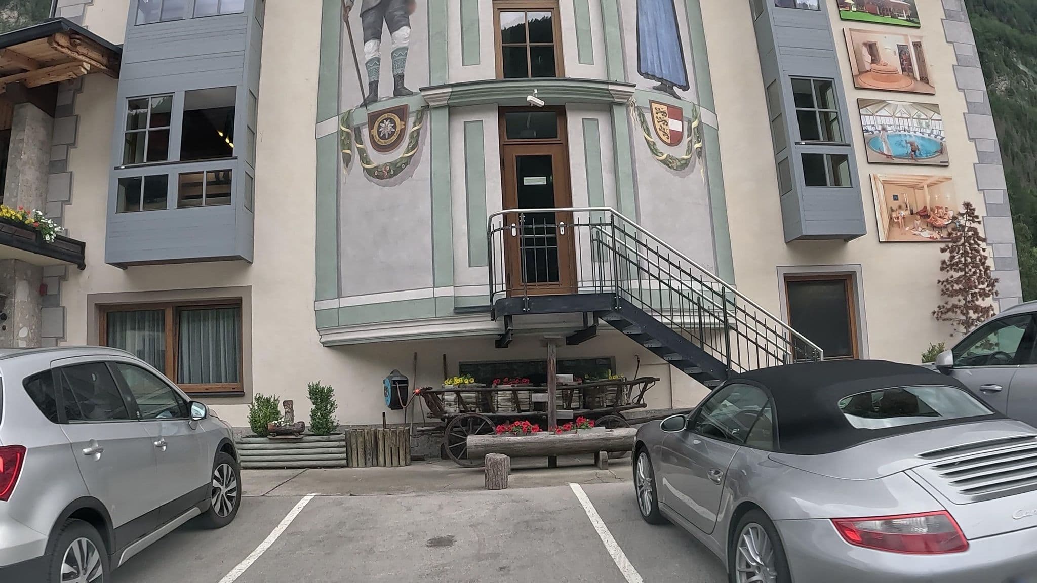 Street view near Hotel Kärntnerhof, Heiligenblut — © stefanro74 (CC BY-SA · Mapillary)