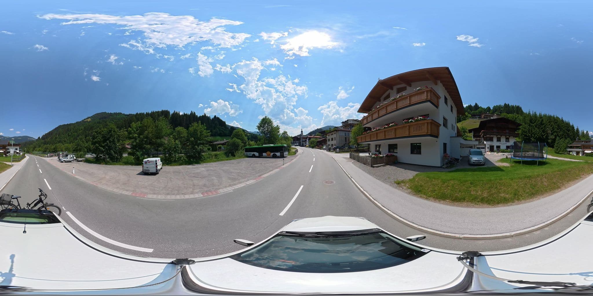 Street view near Haus Steinegg, Oberau — © osmplus_org (CC BY-SA · Mapillary)