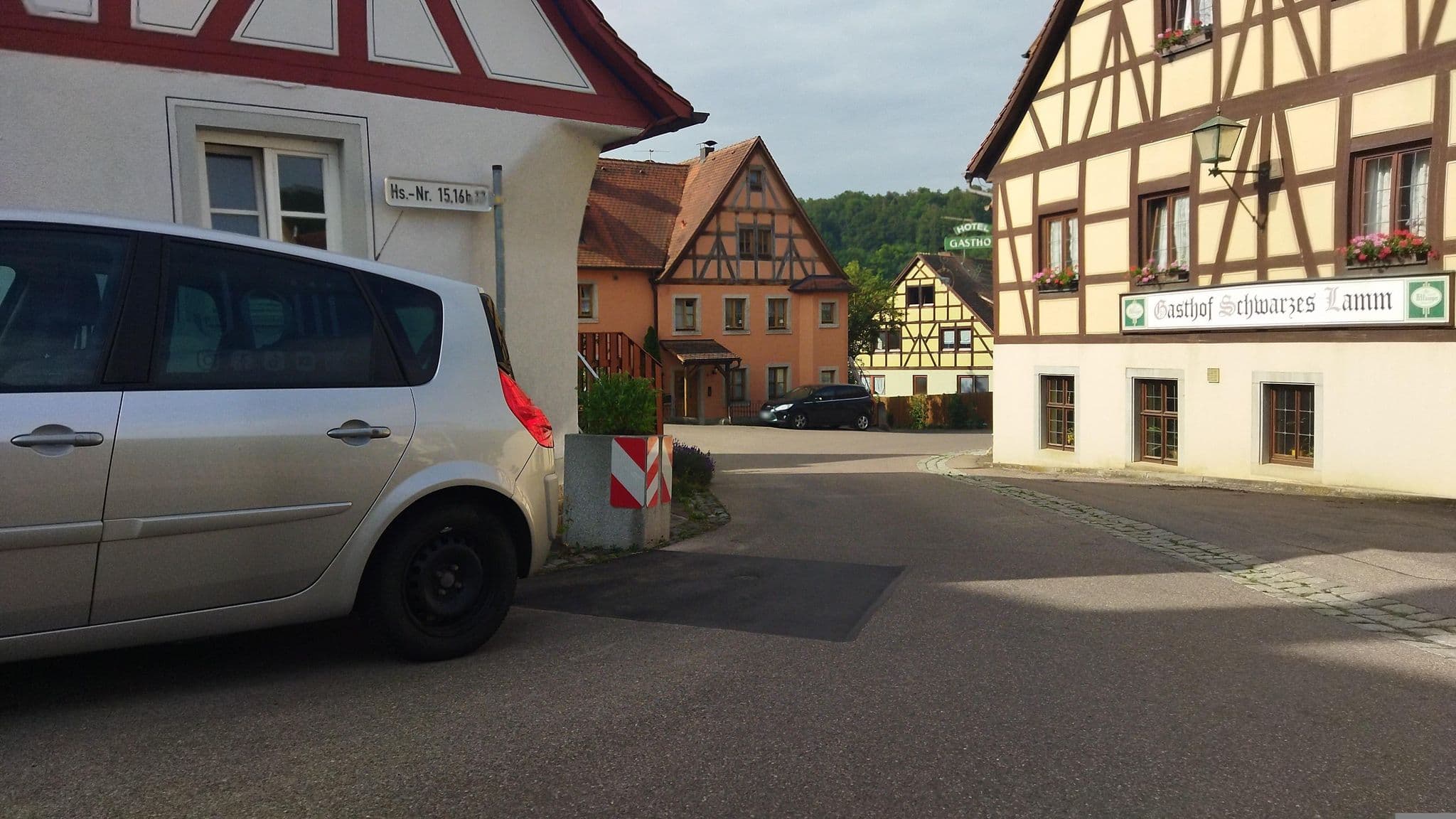 Street view near Lindörfer, Rothenburg ob der Tauber — © changchun1 (CC BY-SA · Mapillary)