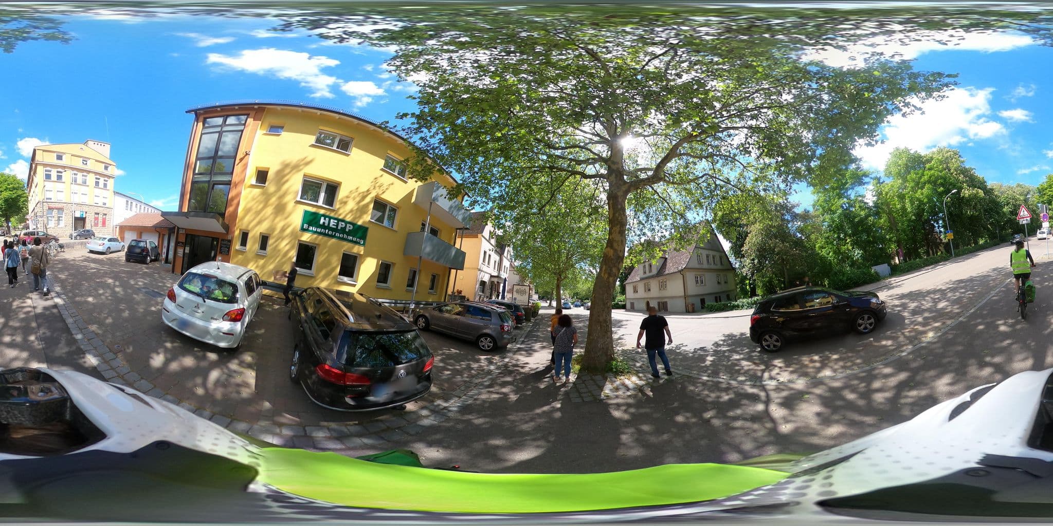 Street view near Hotel und Restaurant Bayerischer Hof Rothenburg o.d.T., Rothenburg ob der Tauber — © Mobilitaetswerk (CC BY-SA · Mapillary)