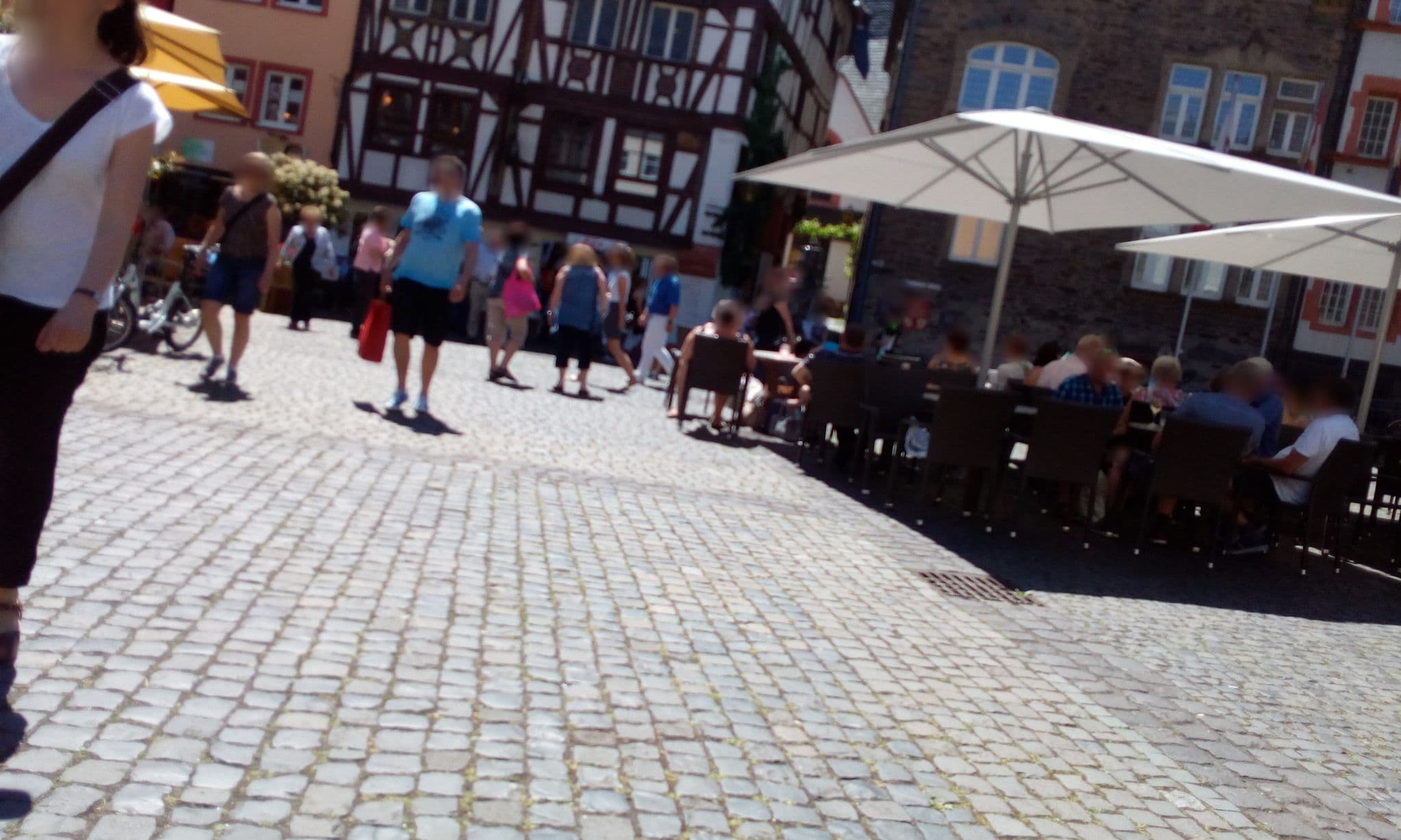 Street view near Moselblümchen, Bernkastel-Kues — © micmin1972 (CC BY-SA · Mapillary)