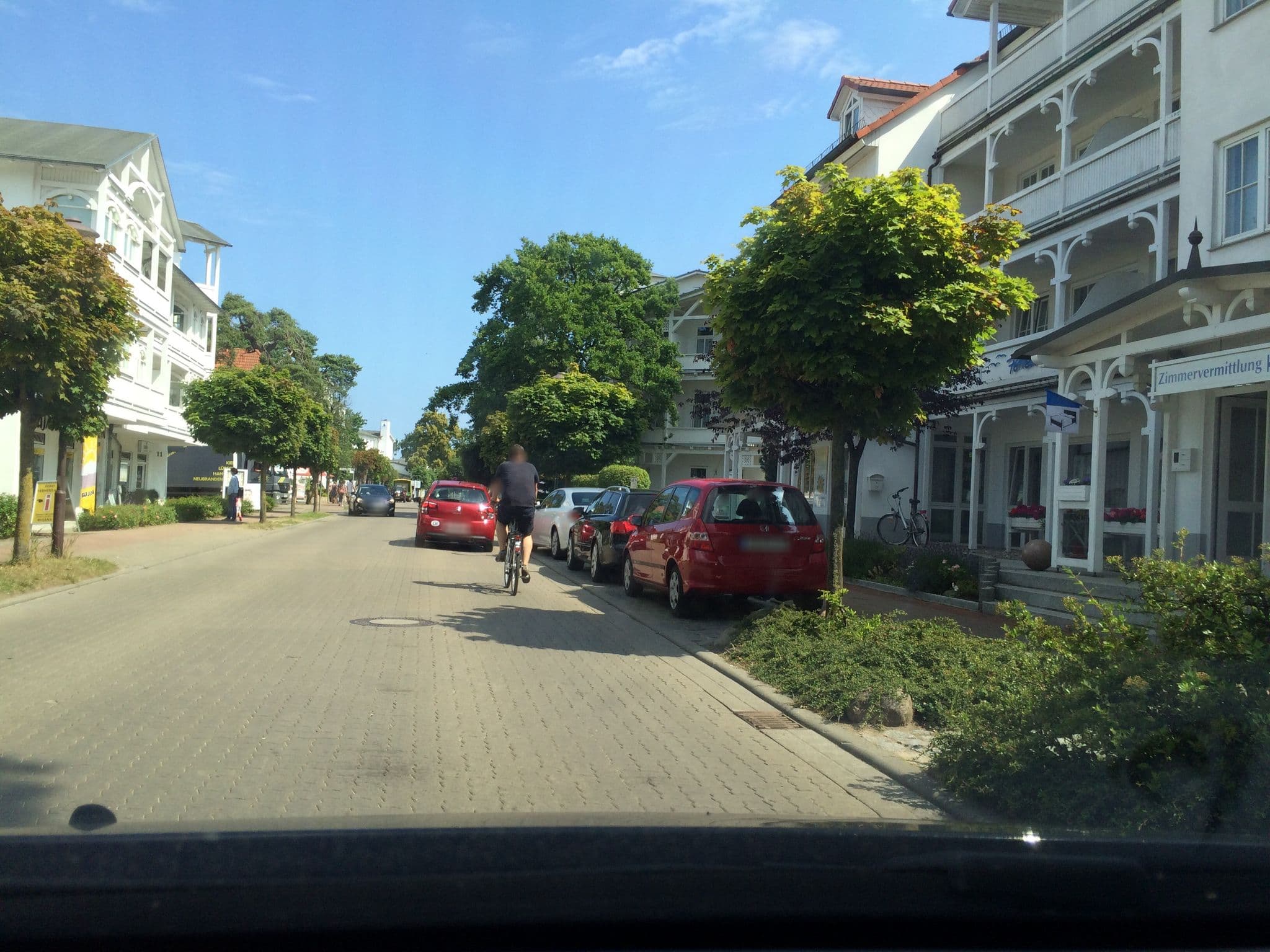 Street view near Wohnpark Binz, Ostseebad Binz