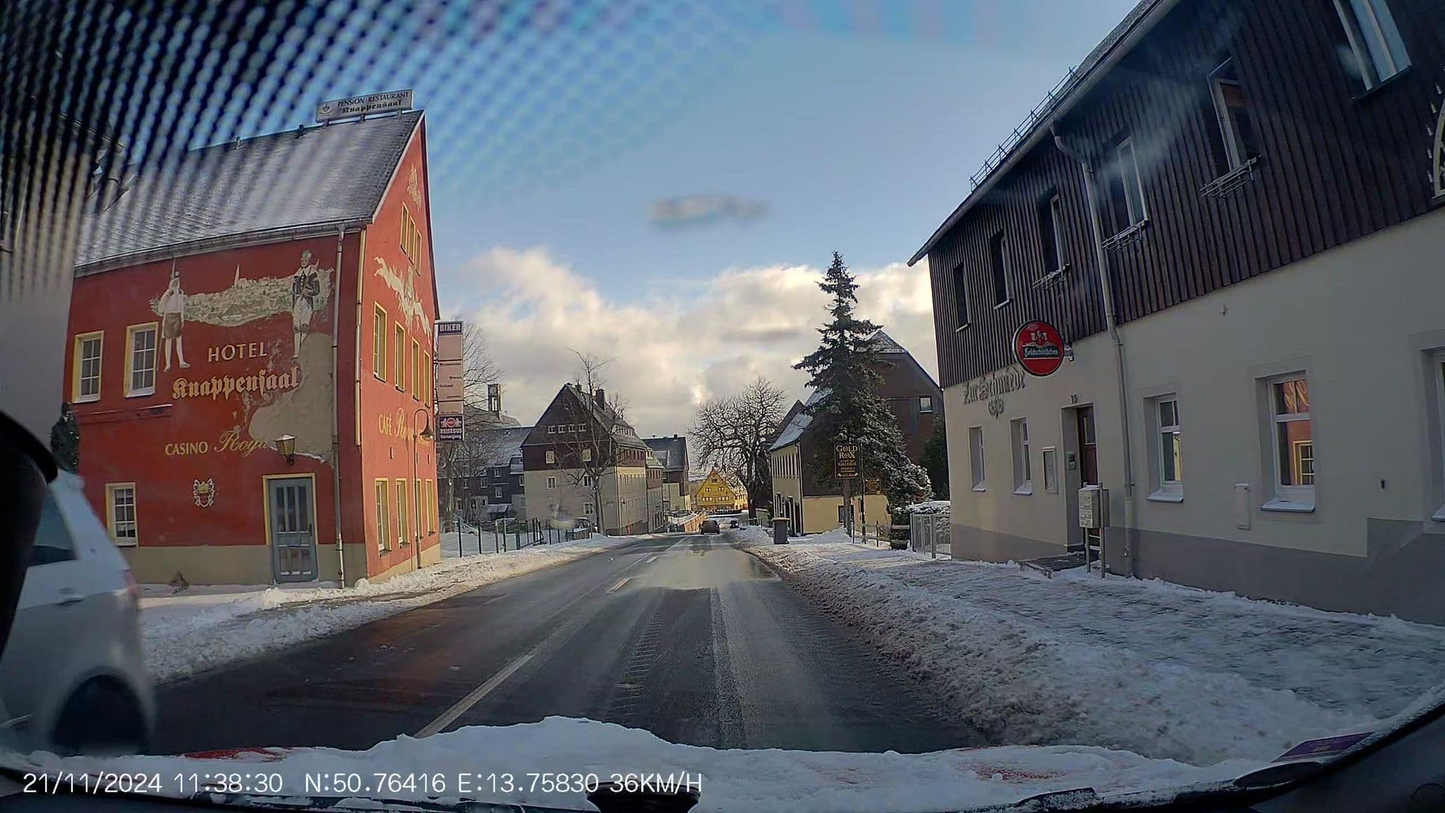 Street view near Knappensaal, Altenberg — © AR88 (CC BY-SA · Mapillary)