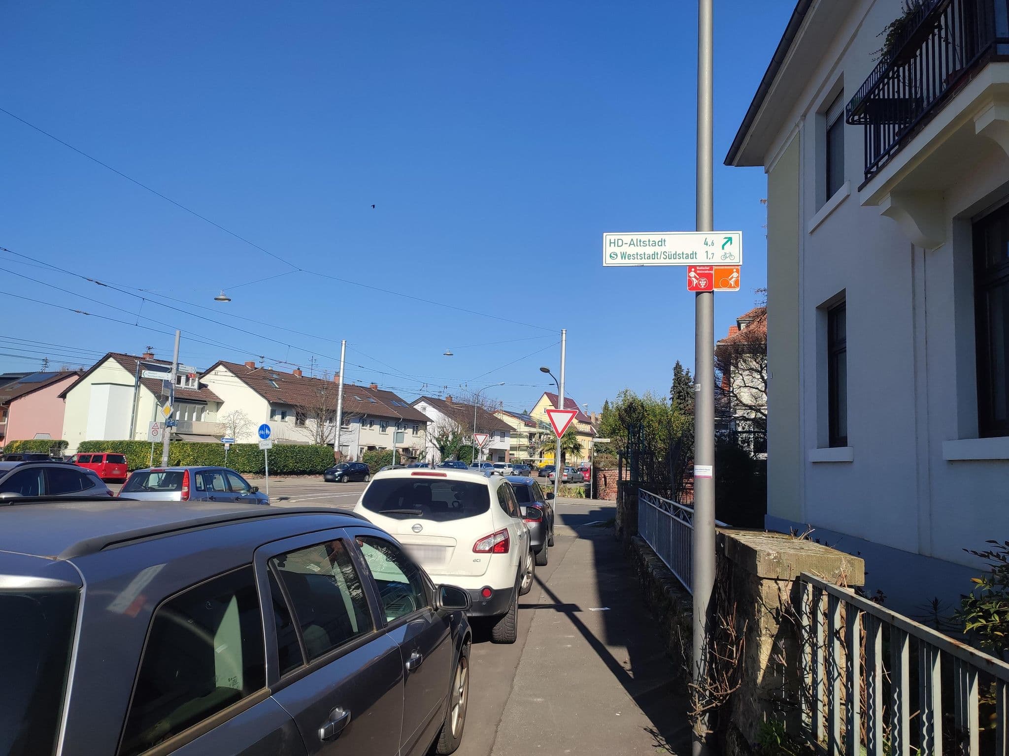 Street view near Residenz Heidelberg, Heidelberg — © karthoo (CC BY-SA · Mapillary)