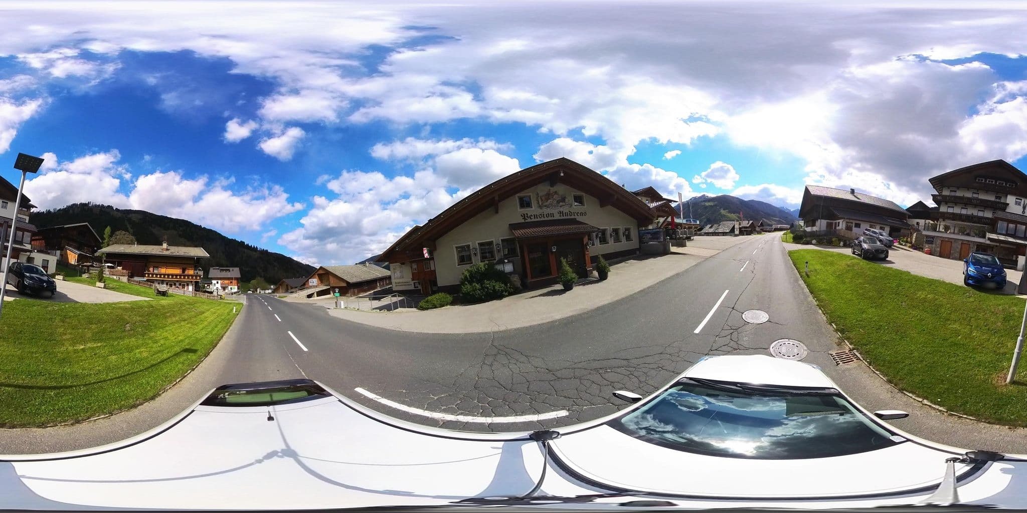 Street view near Hotel Gasthof Andreas, Sillian — © osmplus_org (CC BY-SA · Mapillary)