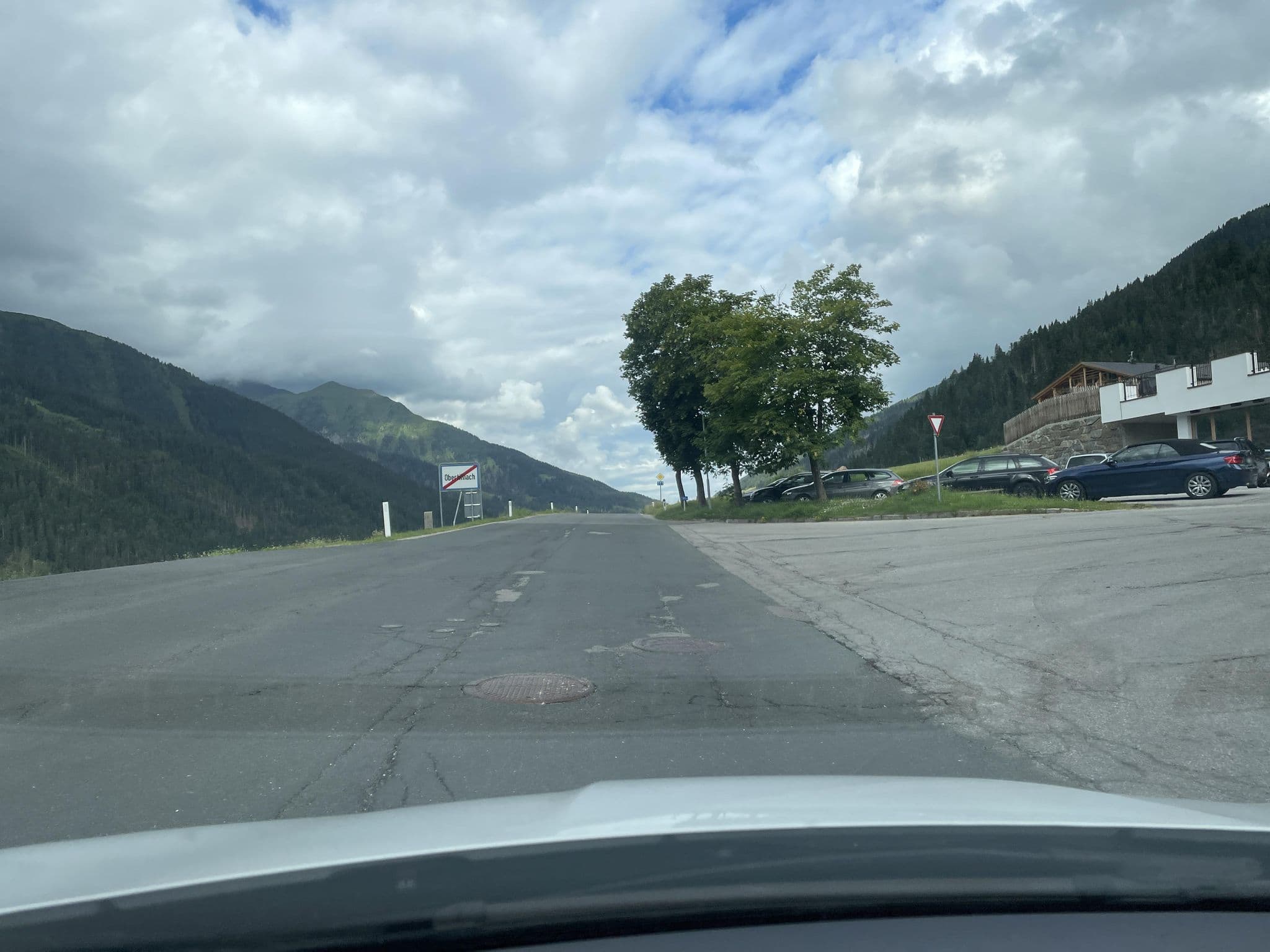 Street view near Hotel Weiler, Sillian — © chicc0 (CC BY-SA · Mapillary)