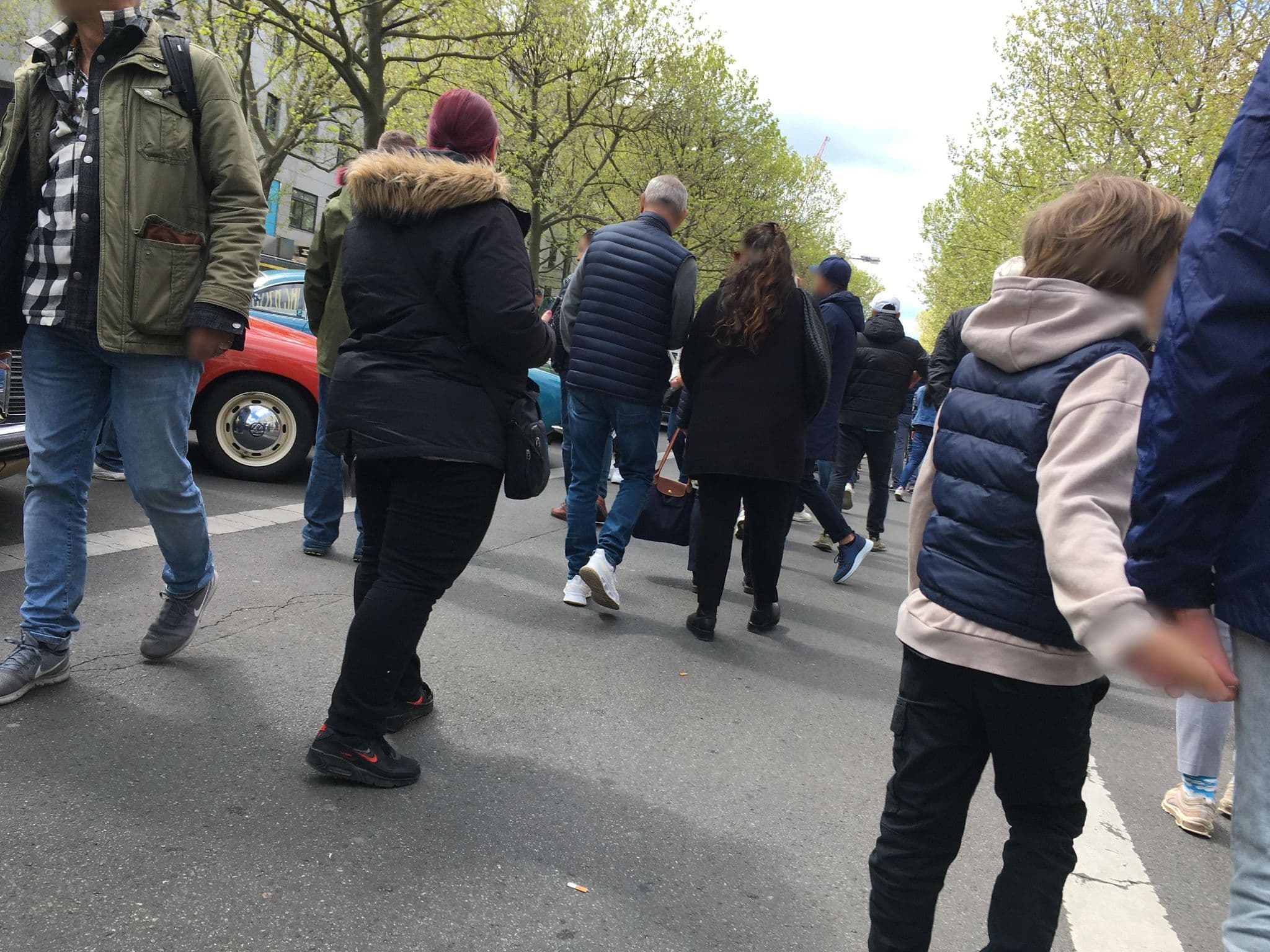 Street view near Hotel Zoo, Schöneberg — © carlheinz (CC BY-SA · Mapillary)