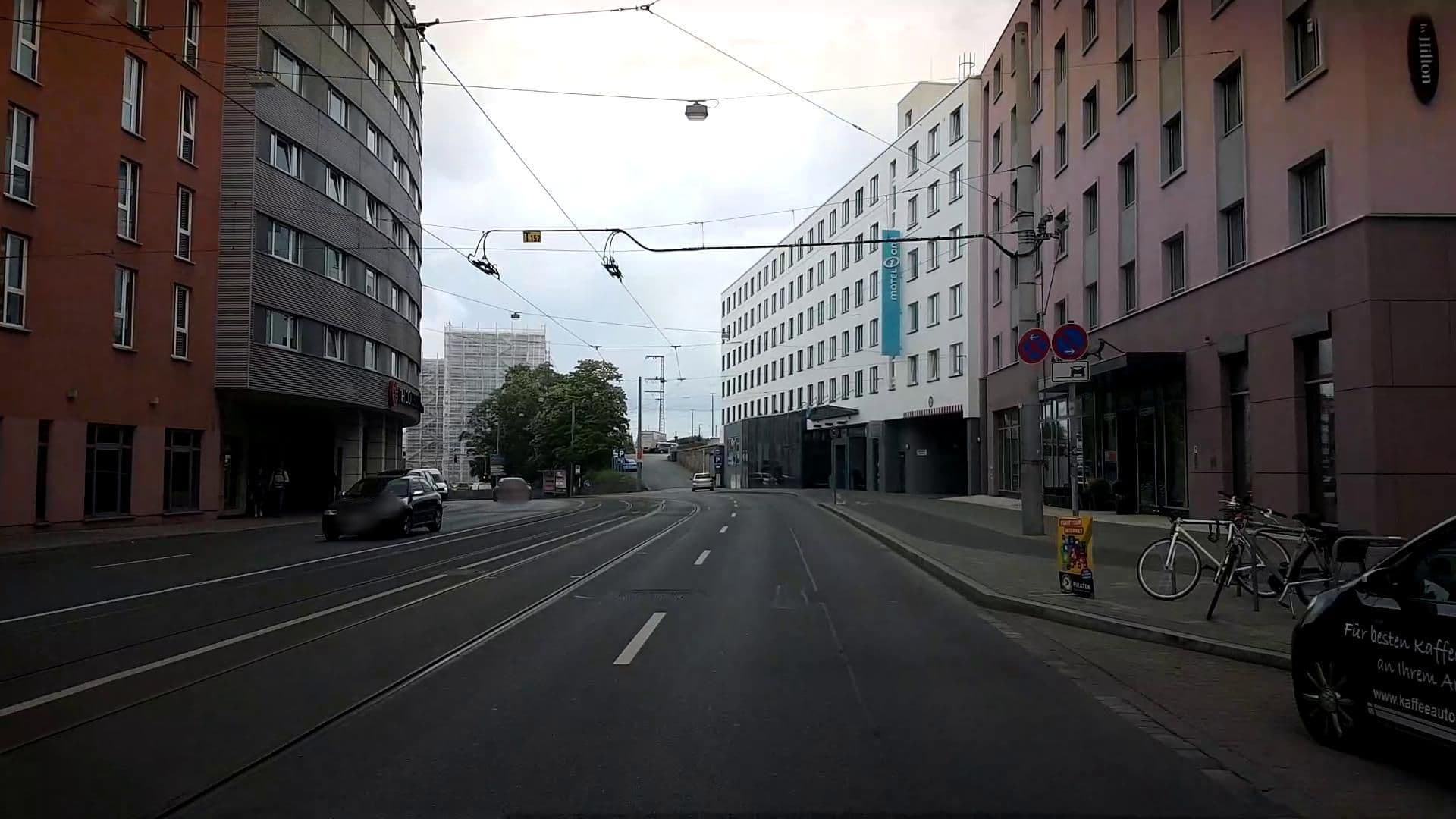 Street view near Premier Inn, Nuremberg — © r66 (CC BY-SA · Mapillary)