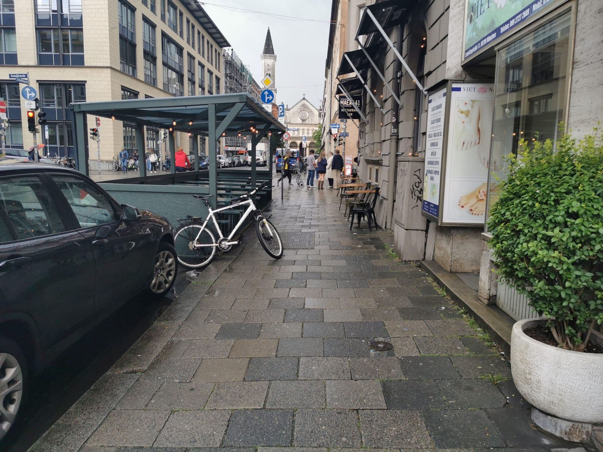Street view near Hotel Hauser, Munich