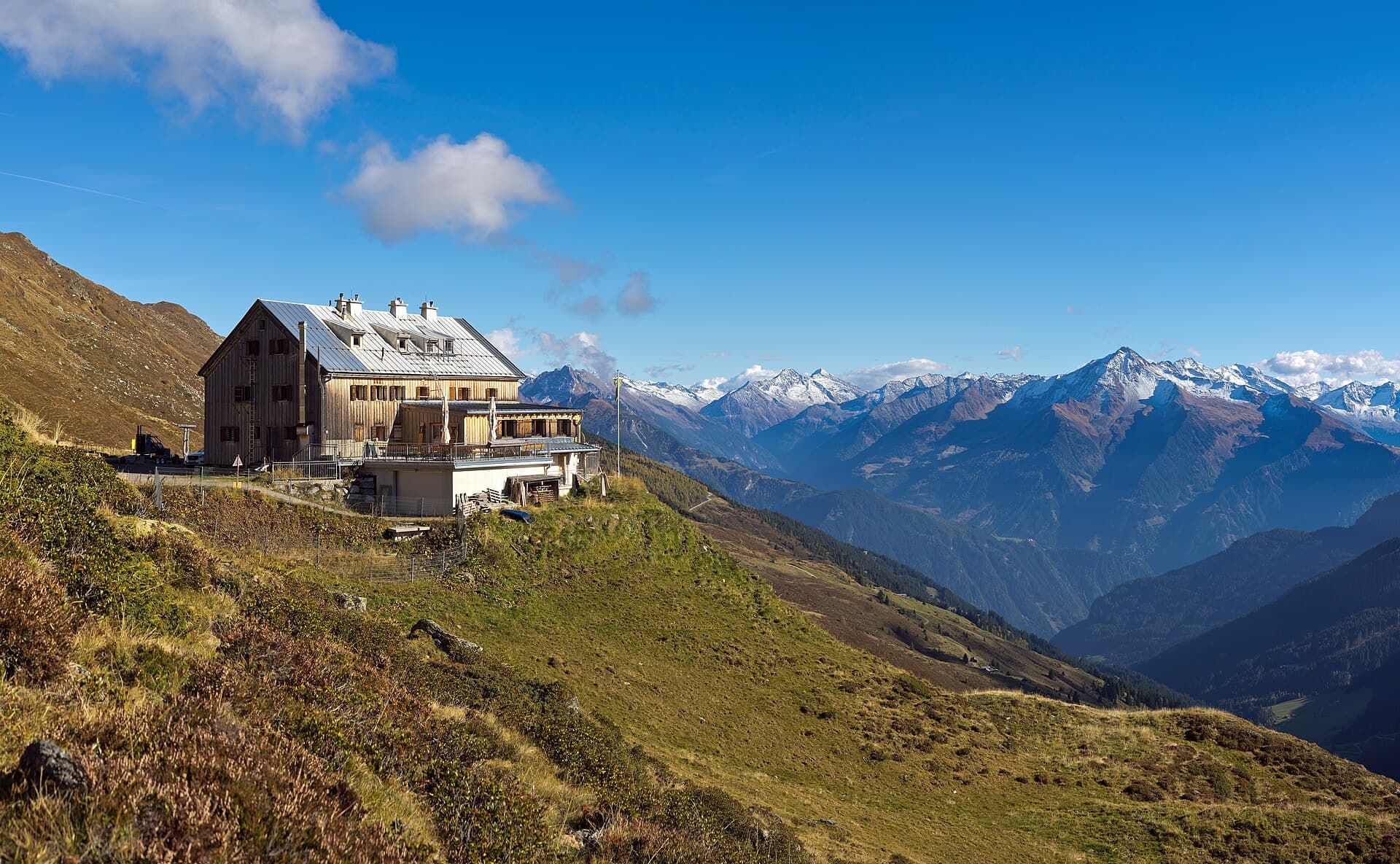 Rastkogelhütte (via Wikimedia Commons, CC BY-SA 4.0)