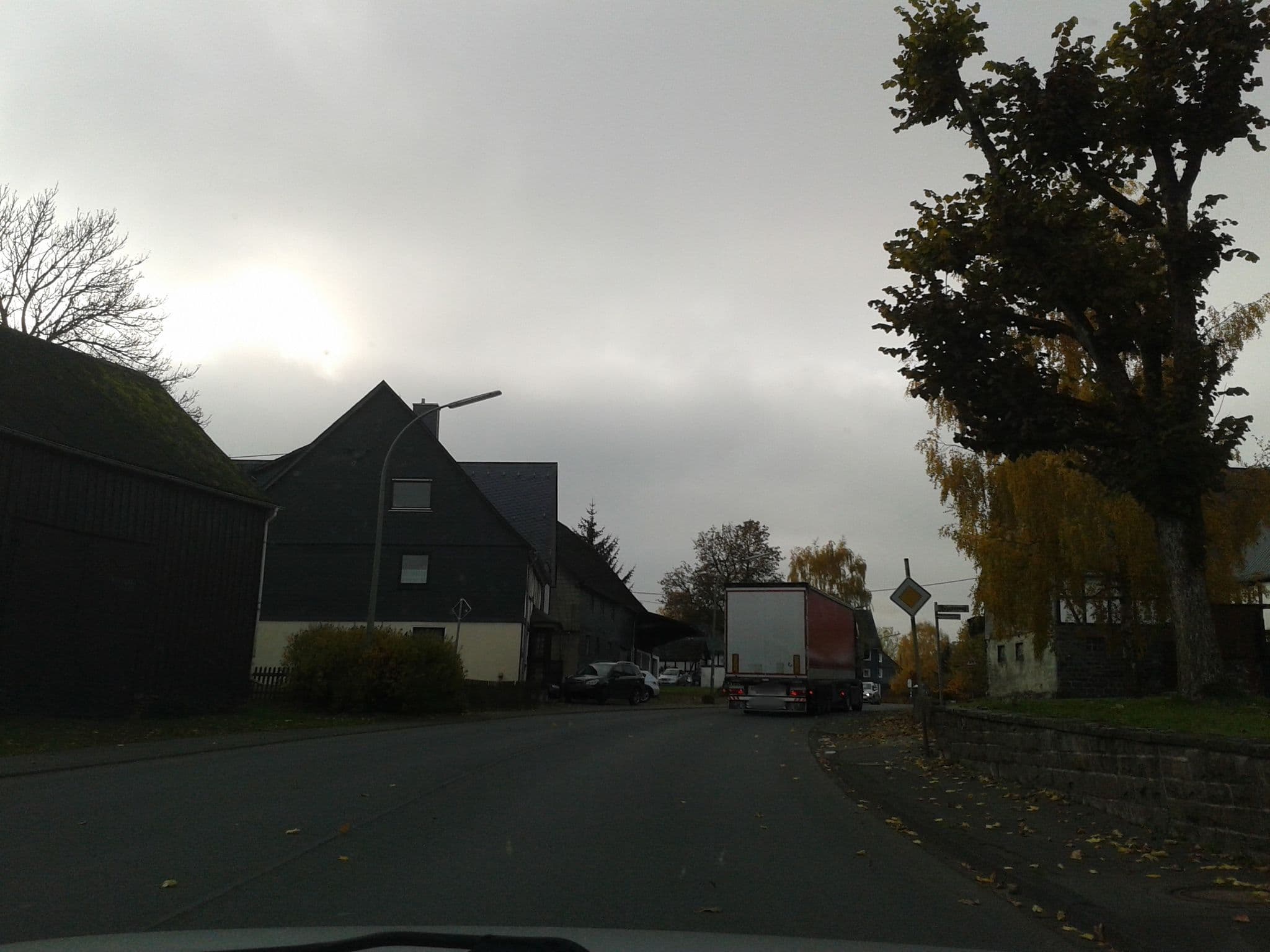 Street view near Reiter- und Ponyhof Klein, Bad Berleburg — © thetornado76 (CC BY-SA · Mapillary)