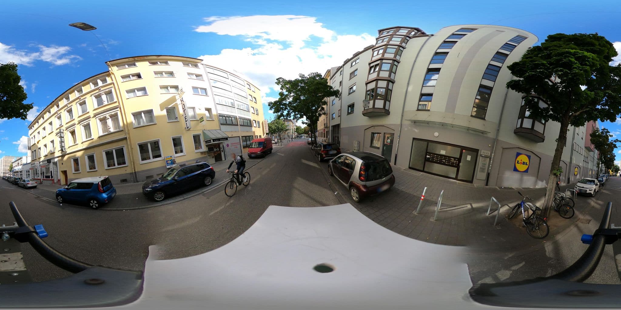 Street view near City Hotel, Mannheim — © wegavision (CC BY-SA · Mapillary)