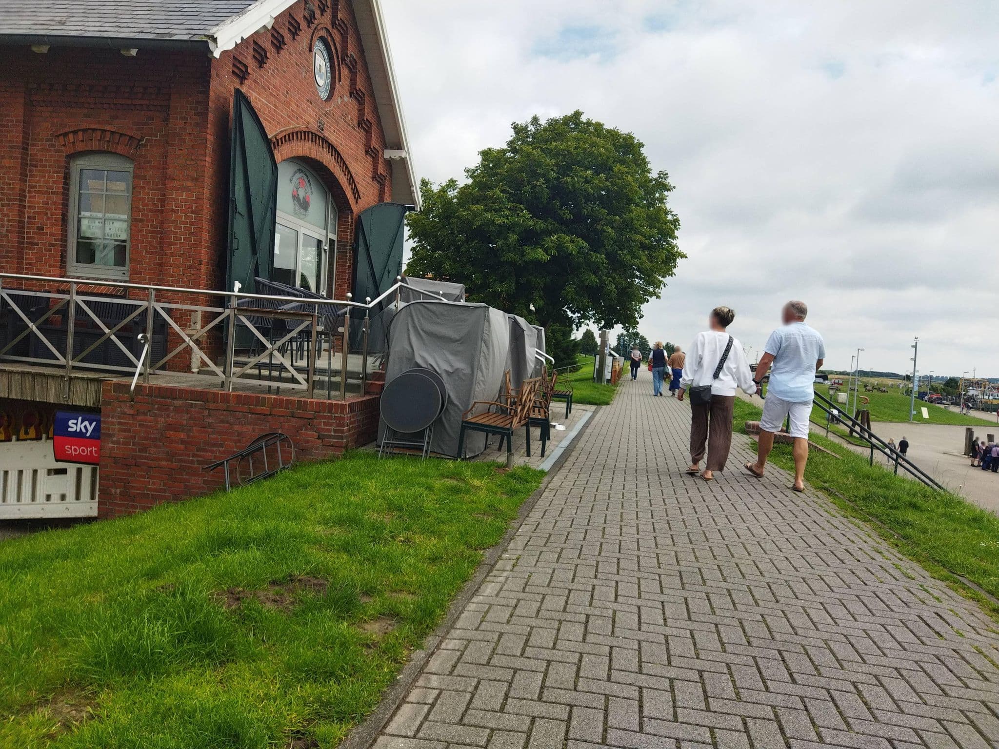 Street view near Hafenparadies, Greetsiel — © changchun1 (CC BY-SA · Mapillary)