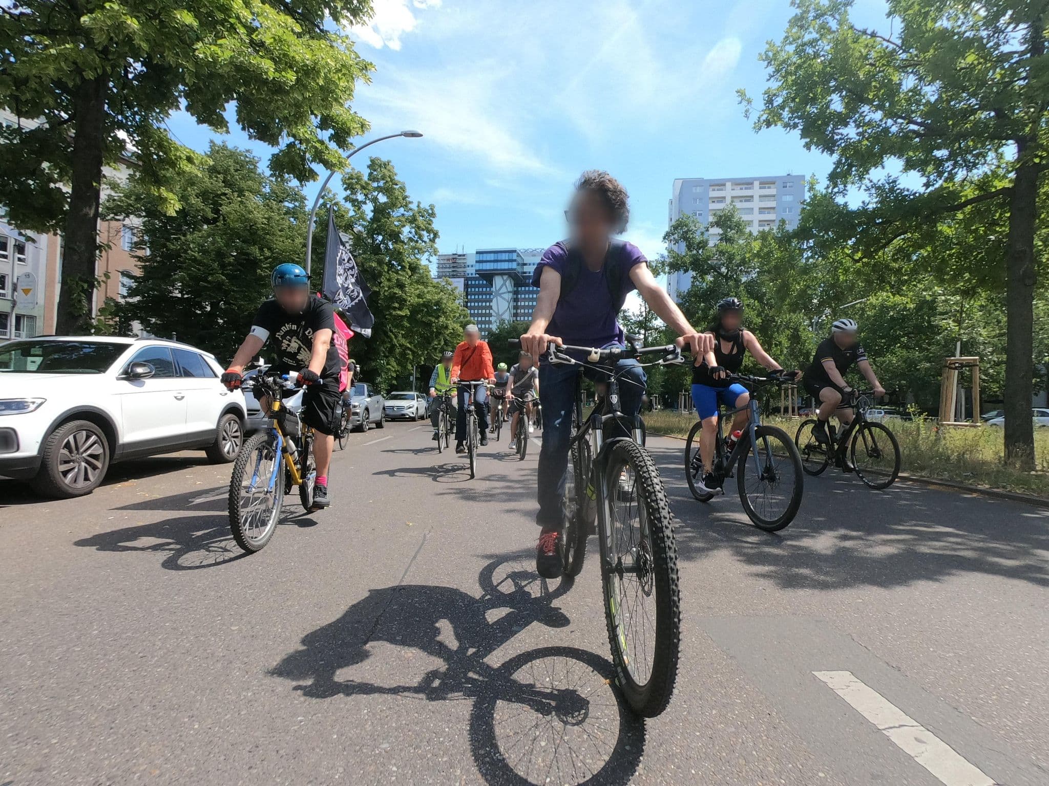 Street view near Safestay Berlin Kurfürstendamm, Schöneberg — © carlheinz (CC BY-SA · Mapillary)