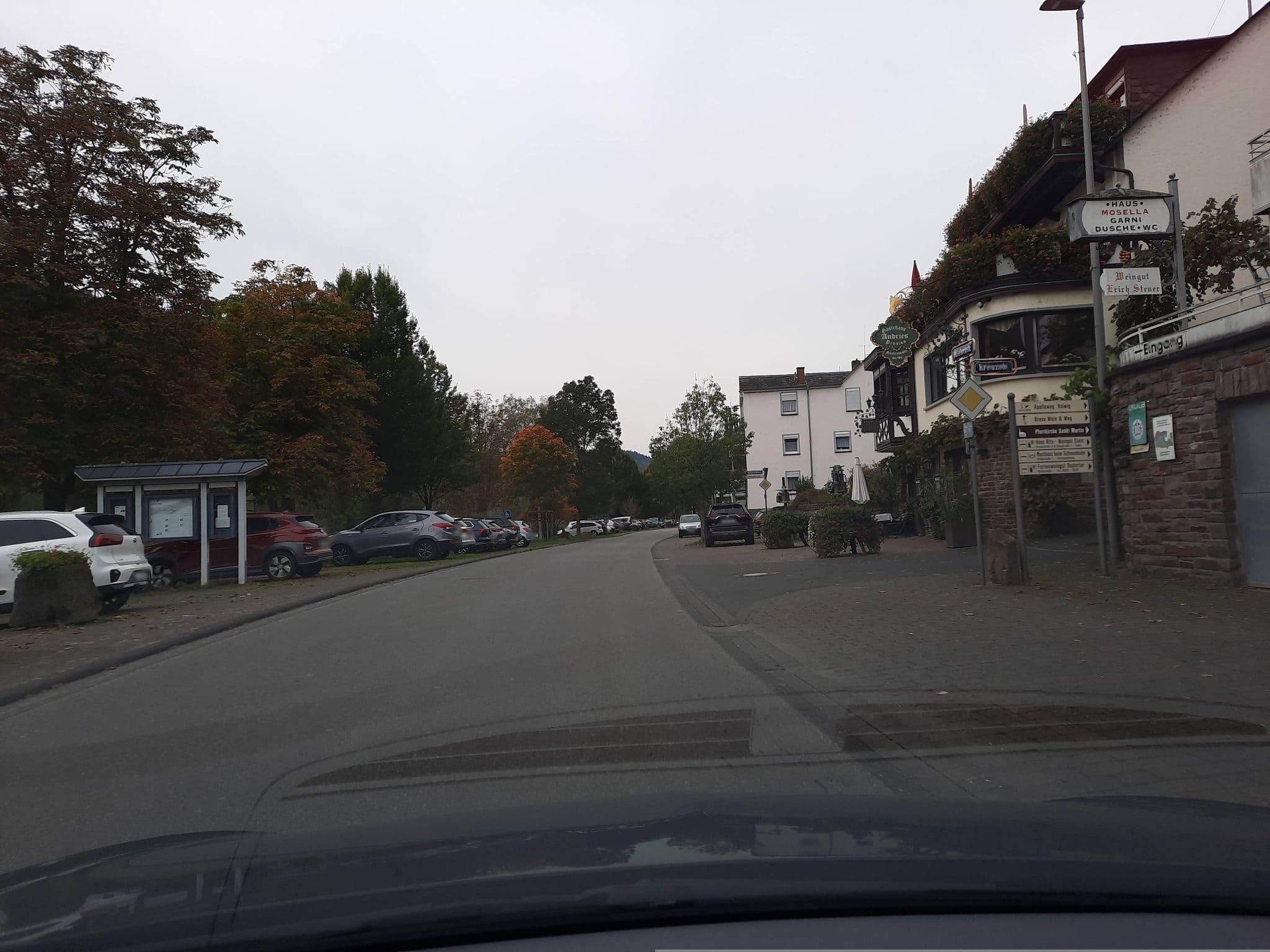 Street view near Gästehaus Mosella, Bruttig-Fankel — © Lowiekse (CC BY-SA · Mapillary)