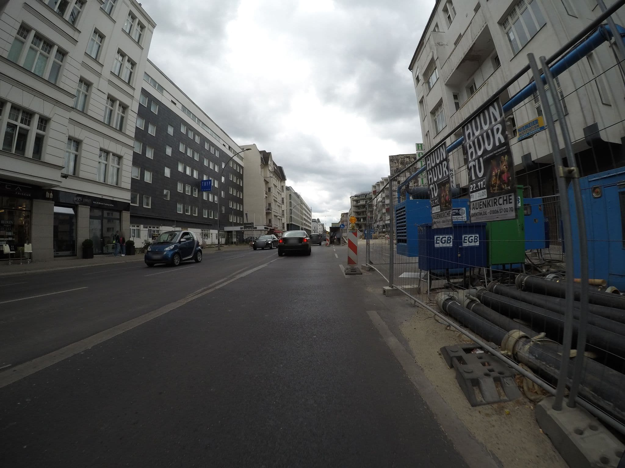 Street view near Amaryl City-Hotel am Kurfürstendamm, Schöneberg — © kartonage (CC BY-SA · Mapillary)