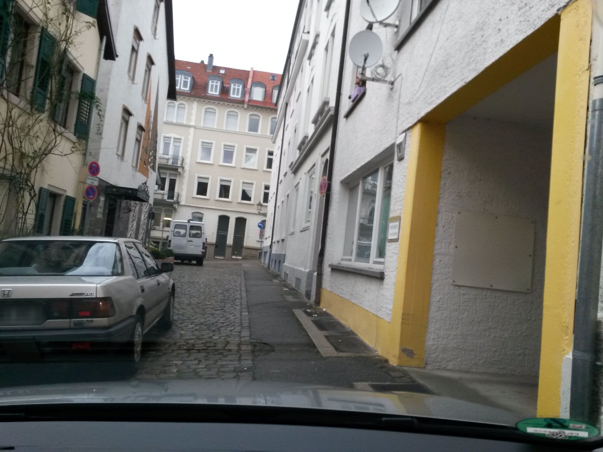 Street view near Rose Boutique Hotel, Baden-Baden — © rausk (CC BY-SA · Mapillary)