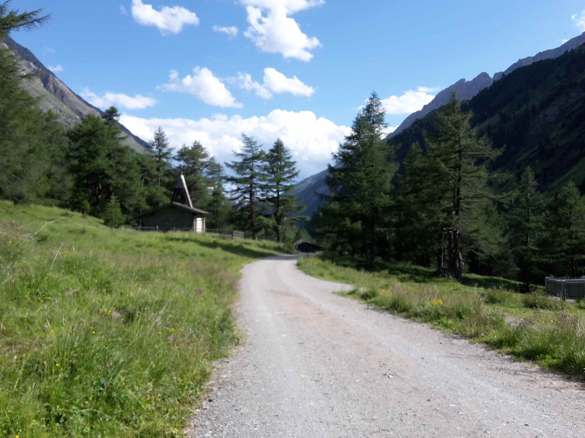 Street view near Kalser Tauernhaus, Matrei in Osttirol — © footmapper (CC BY-SA · Mapillary)