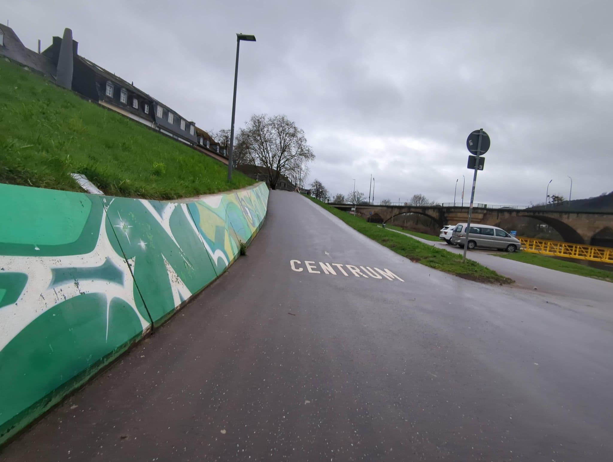 Street view near Mosellied, Trier — © miguel_andrade (CC BY-SA · Mapillary)